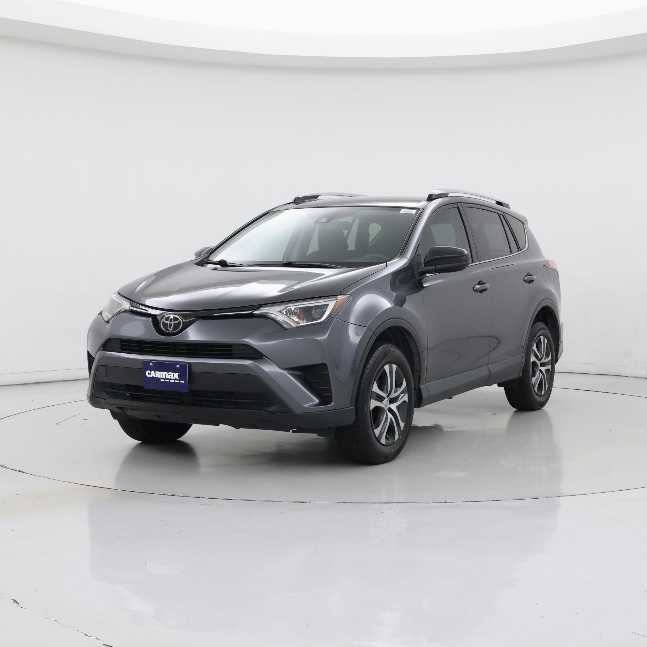 Thumbnail: 2018 Toyota RAV4 - 4