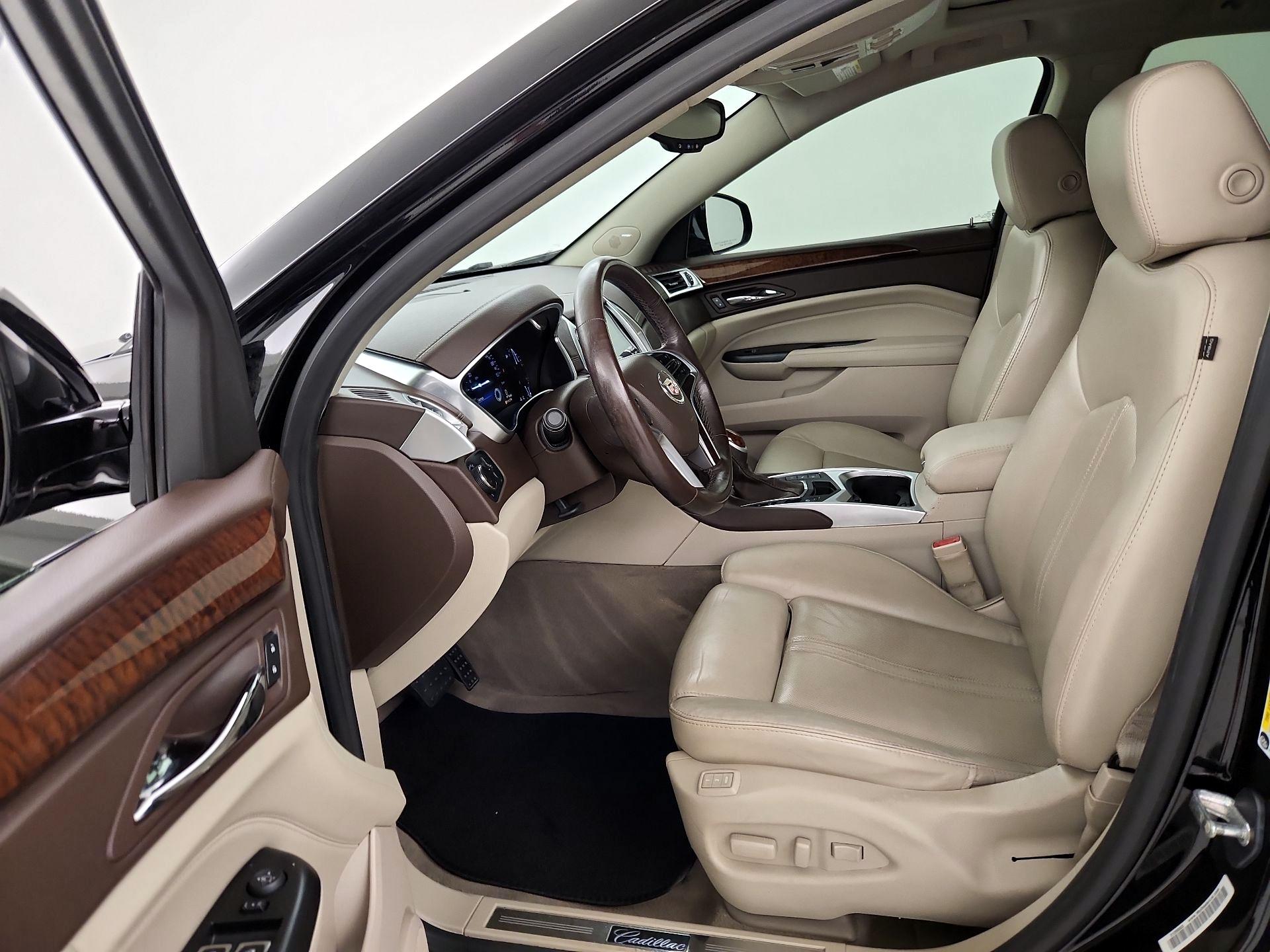Thumbnail: 2016 Cadillac SRX - 11
