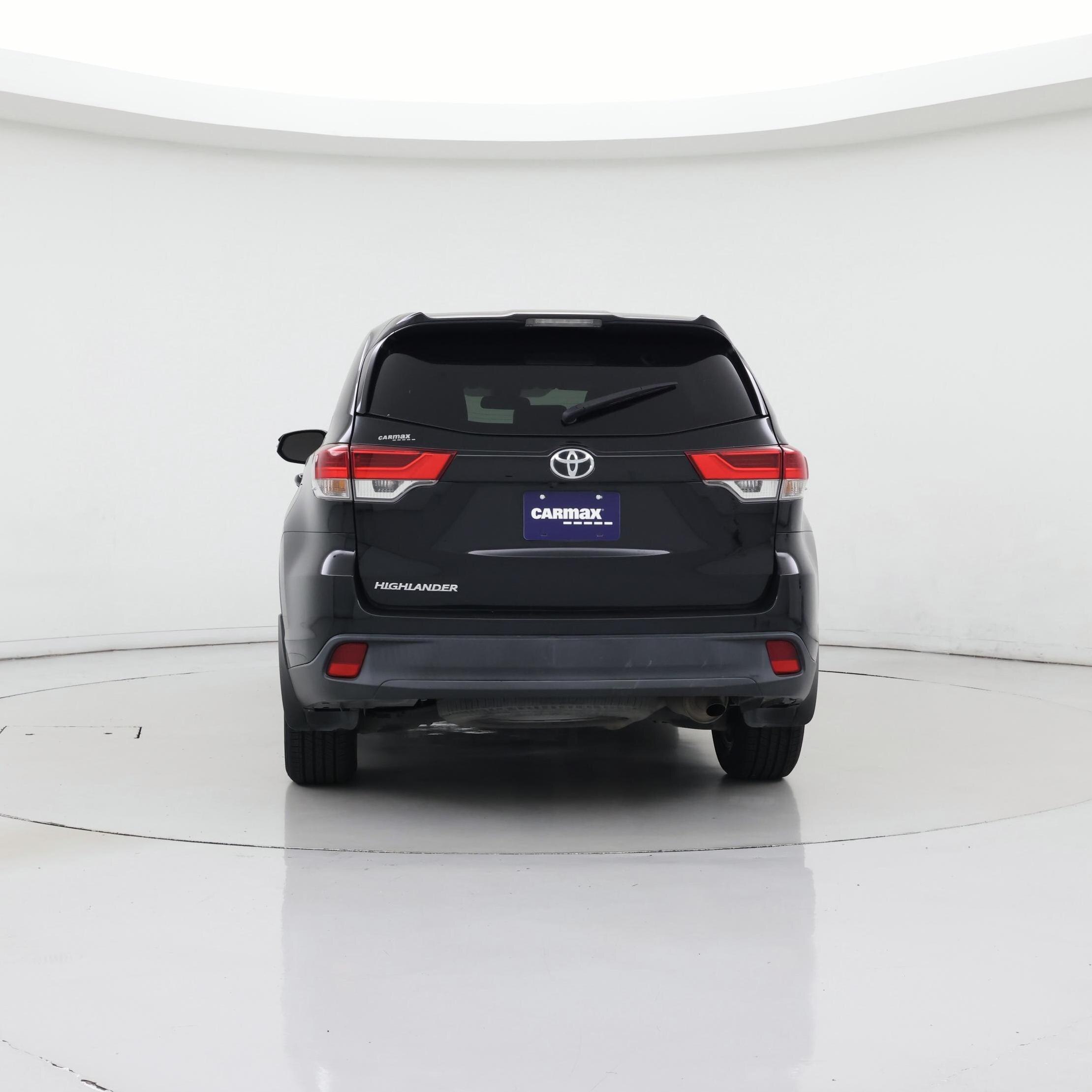 Thumbnail: 2017 Toyota Highlander - 6