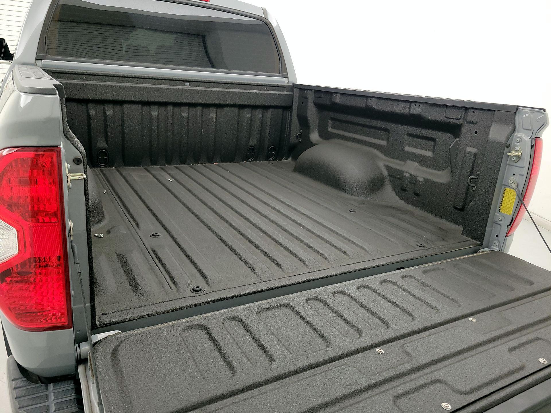 Thumbnail: 2020 Toyota Tundra - 20