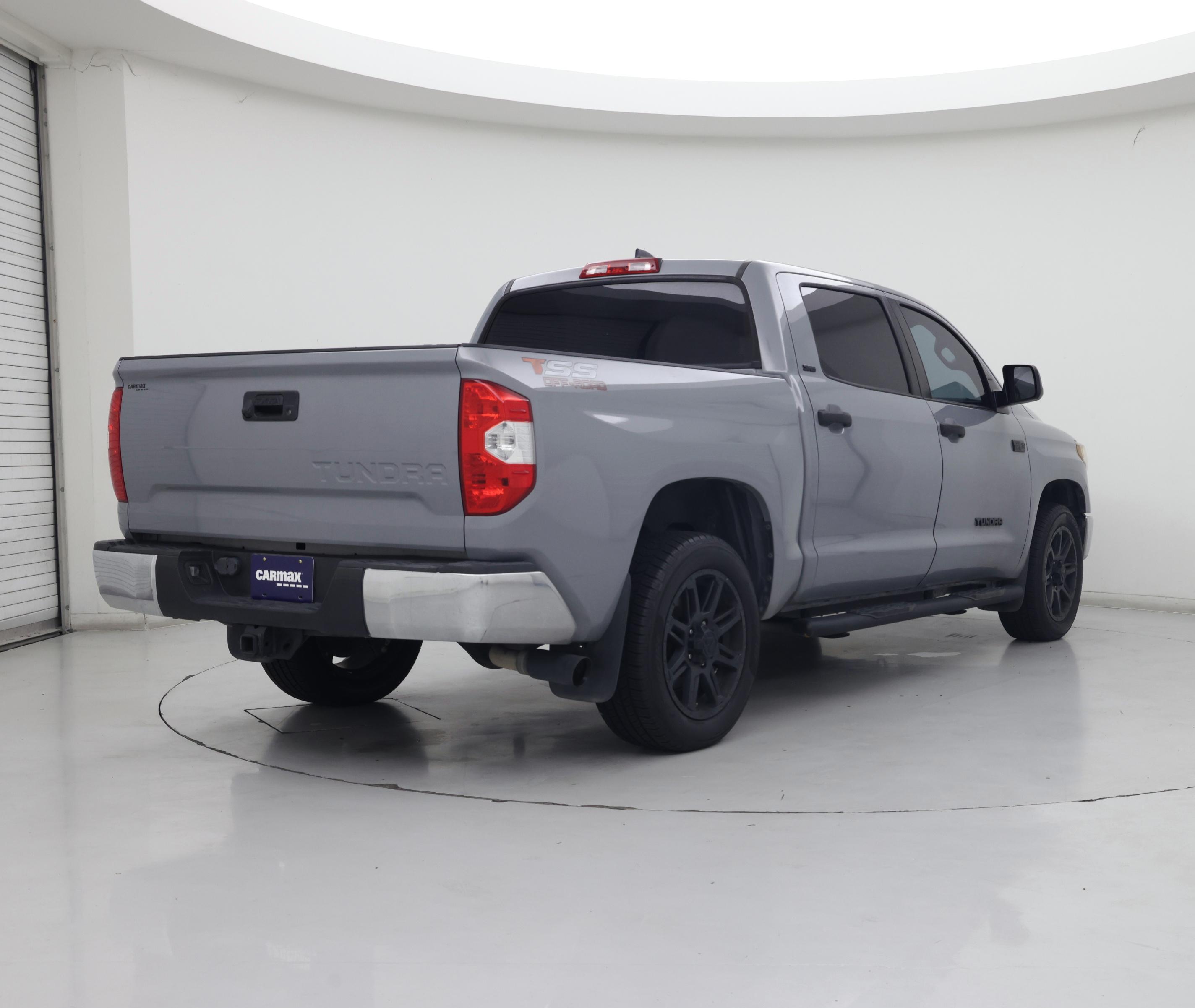 Thumbnail: 2020 Toyota Tundra - 8