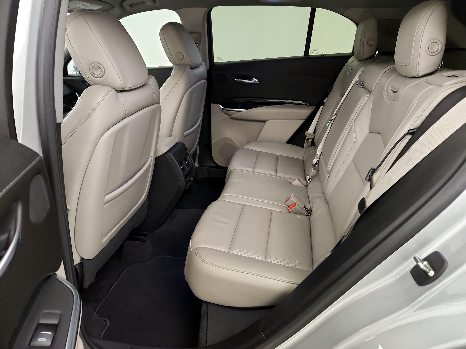 Thumbnail: 2019 Cadillac XT4 - 20