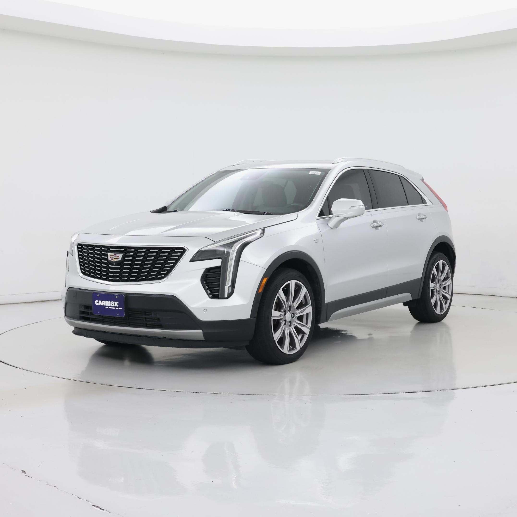 Thumbnail: 2019 Cadillac XT4 - 4