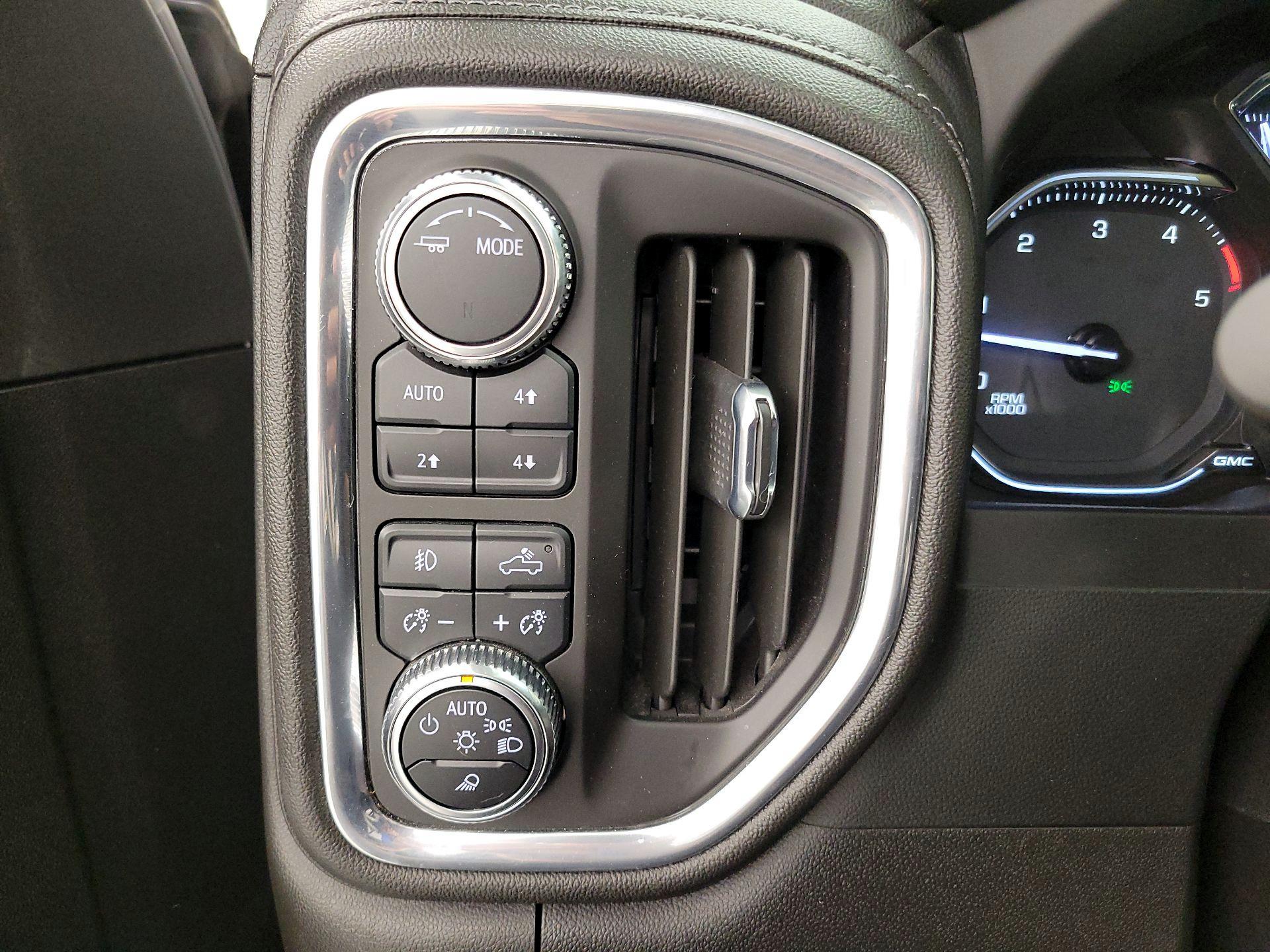 Thumbnail: 2023 GMC Sierra 3500 - 13