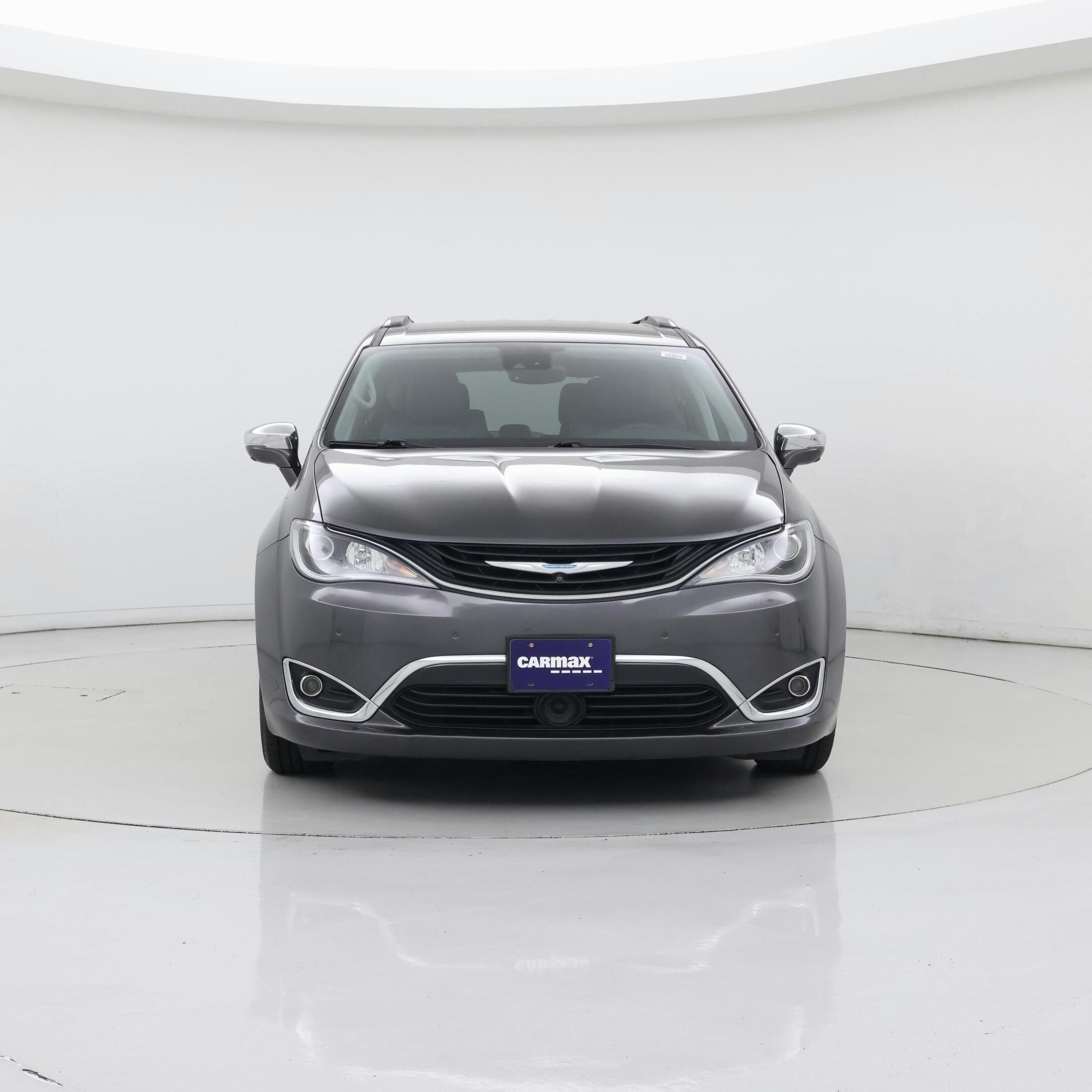 Thumbnail: 2018 Chrysler Pacifica - 5