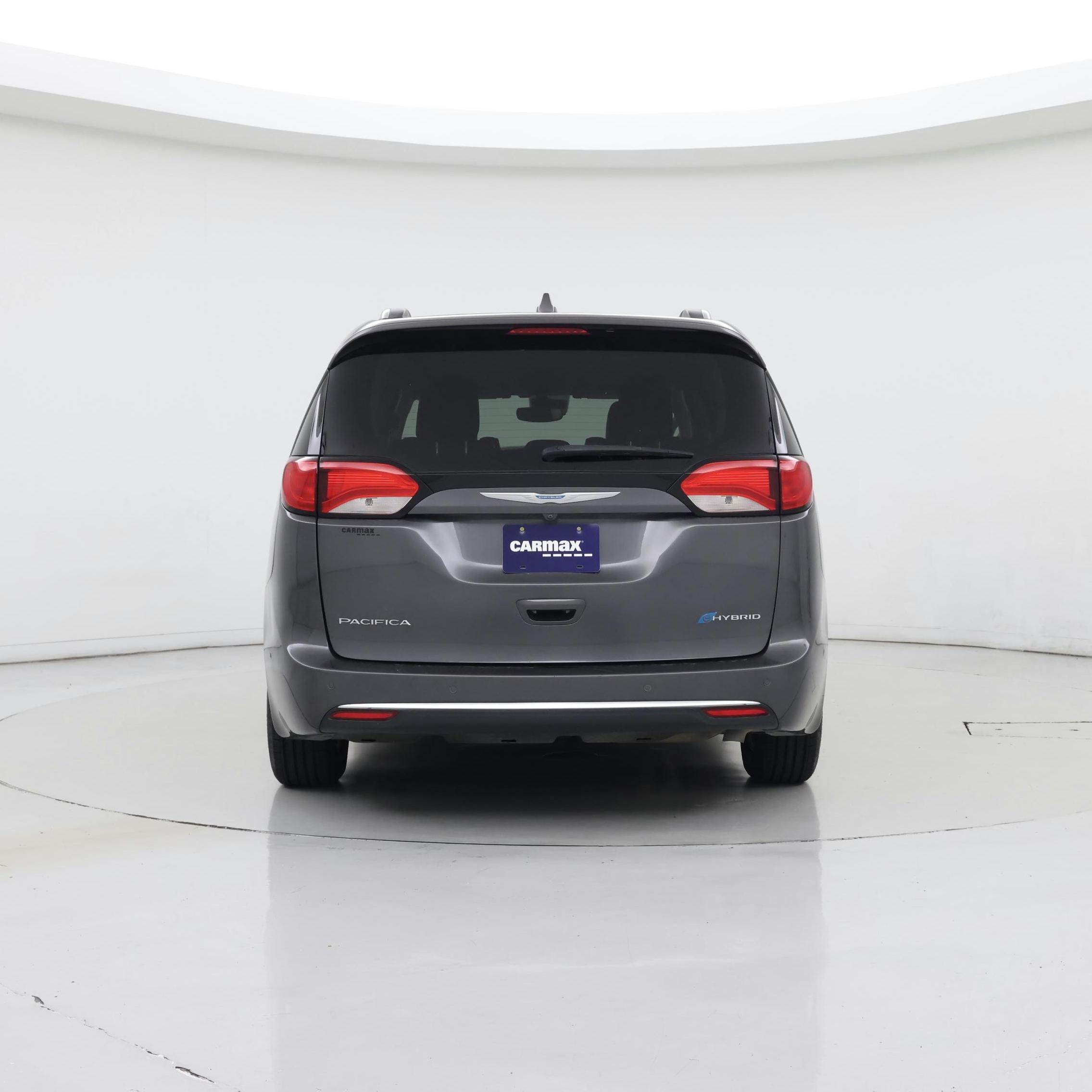 Thumbnail: 2018 Chrysler Pacifica - 6