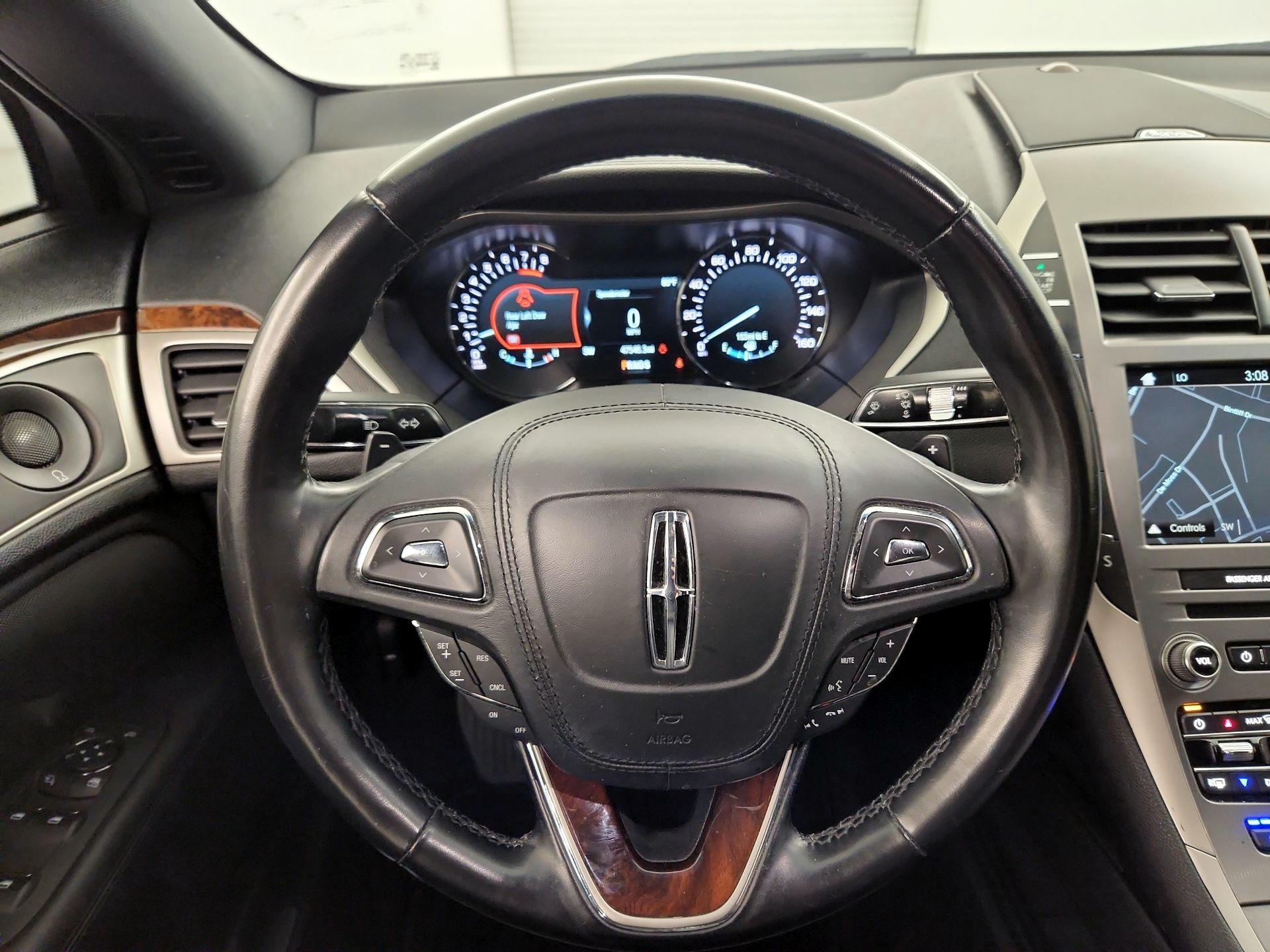 Thumbnail: 2018 Lincoln MKZ - 10