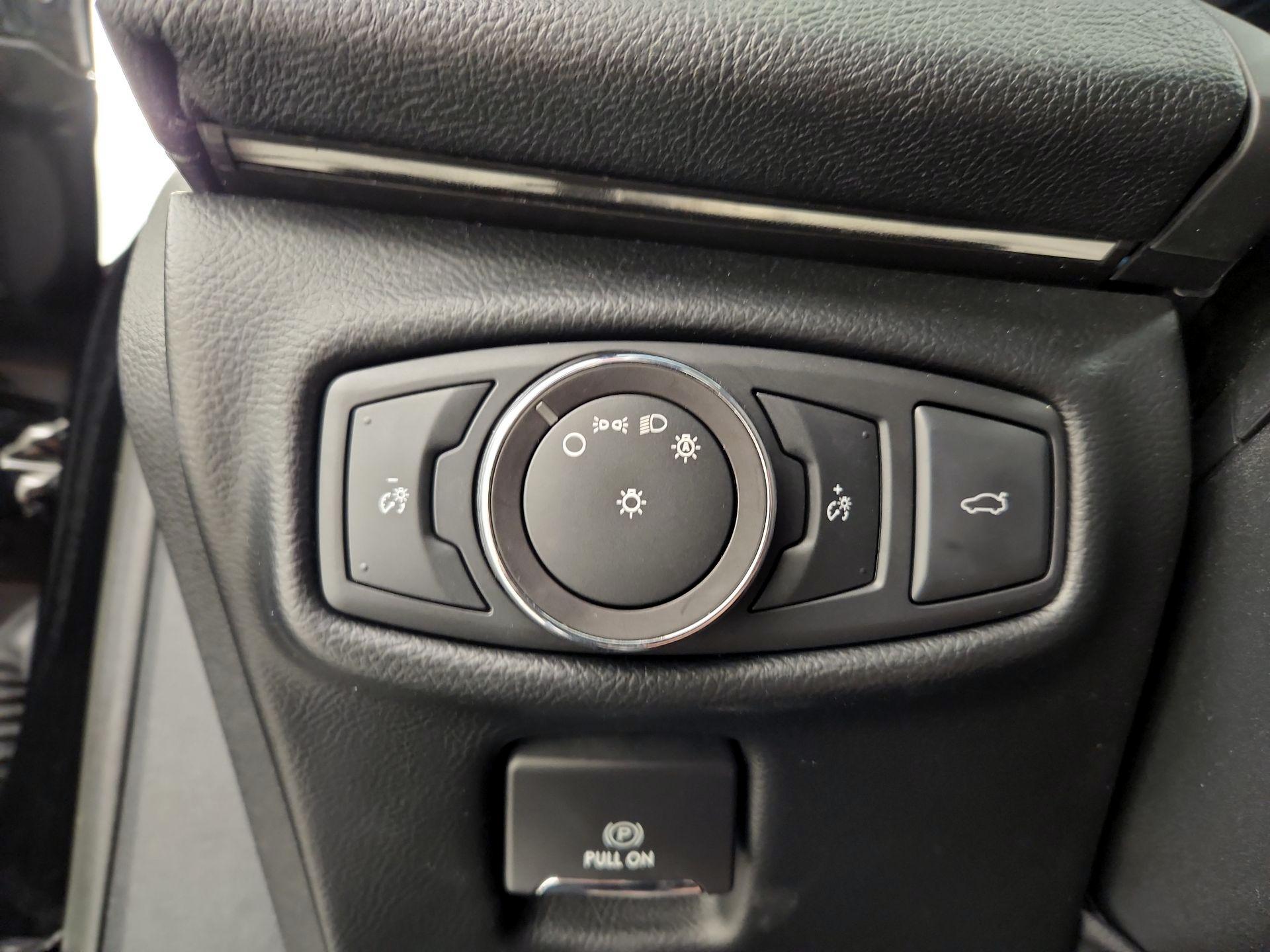 Thumbnail: 2018 Lincoln MKZ - 13