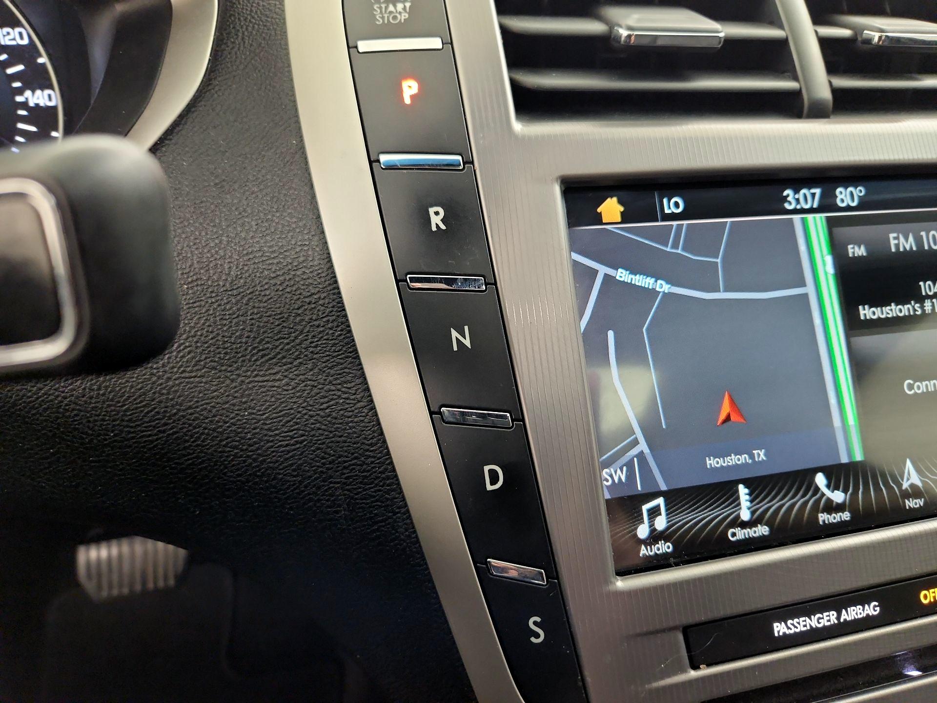 Thumbnail: 2018 Lincoln MKZ - 18