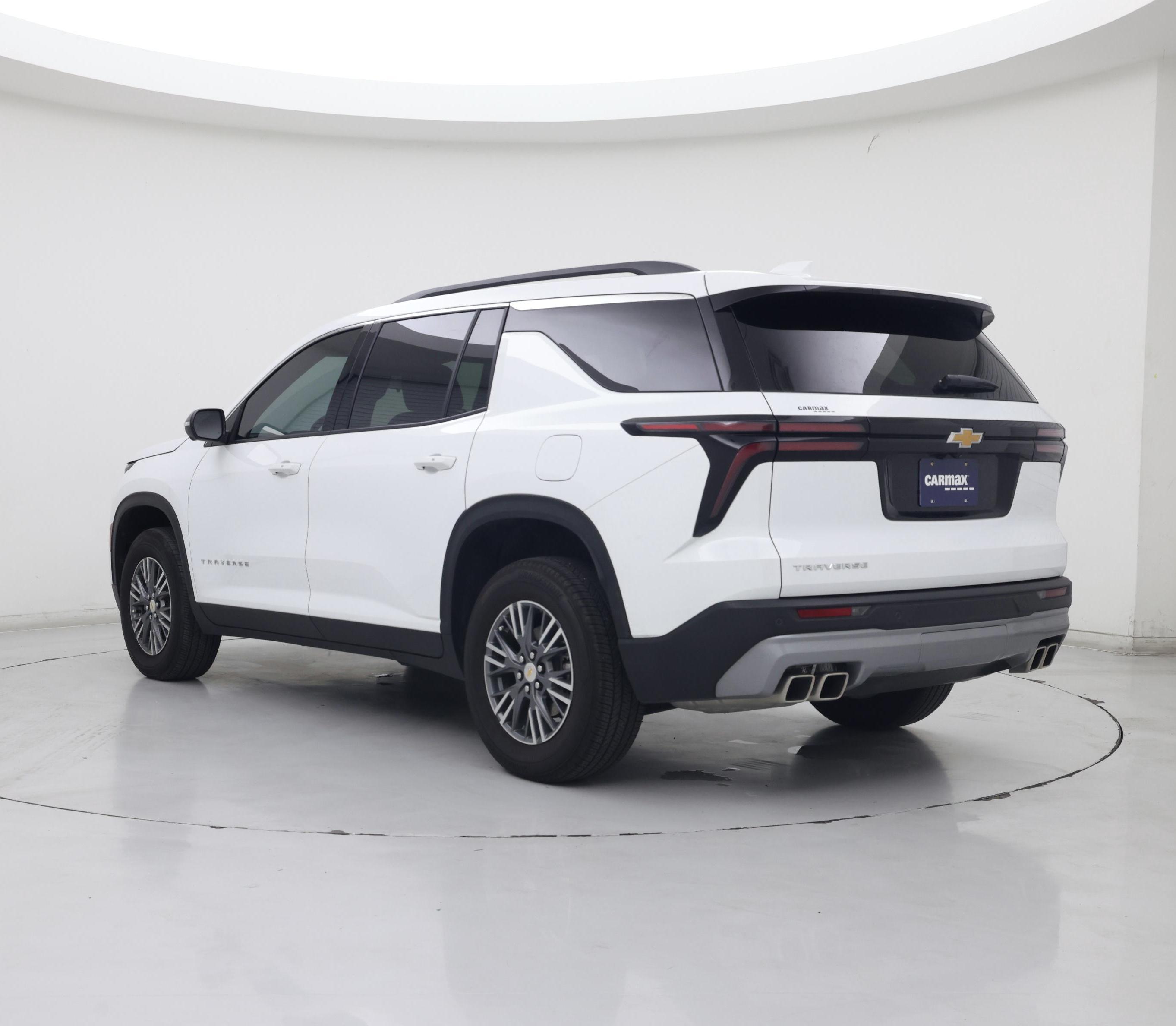 Thumbnail: 2025 Chevrolet Traverse - 2