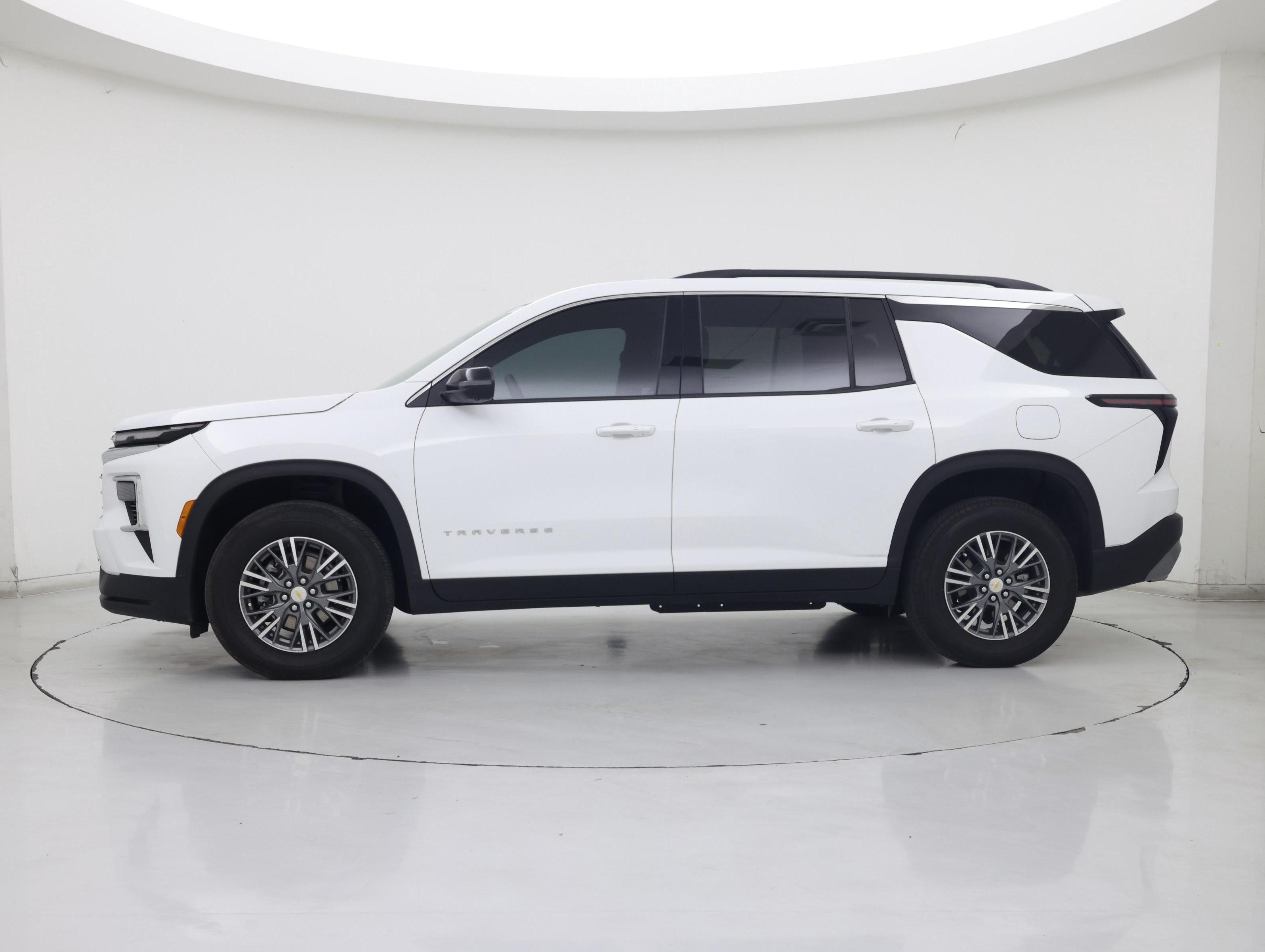 Thumbnail: 2025 Chevrolet Traverse - 3