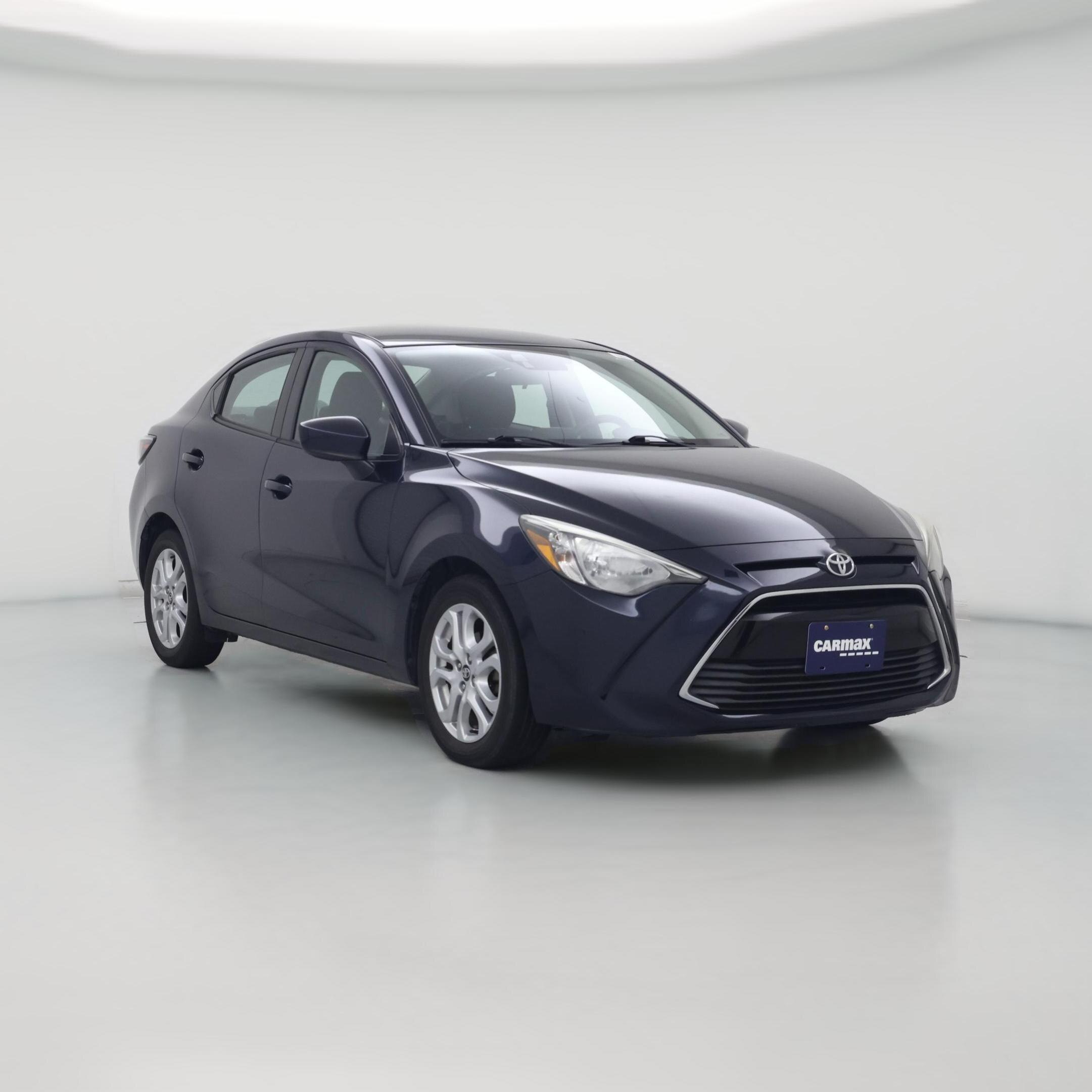 Thumbnail: 2017 Toyota Yaris iA - 1