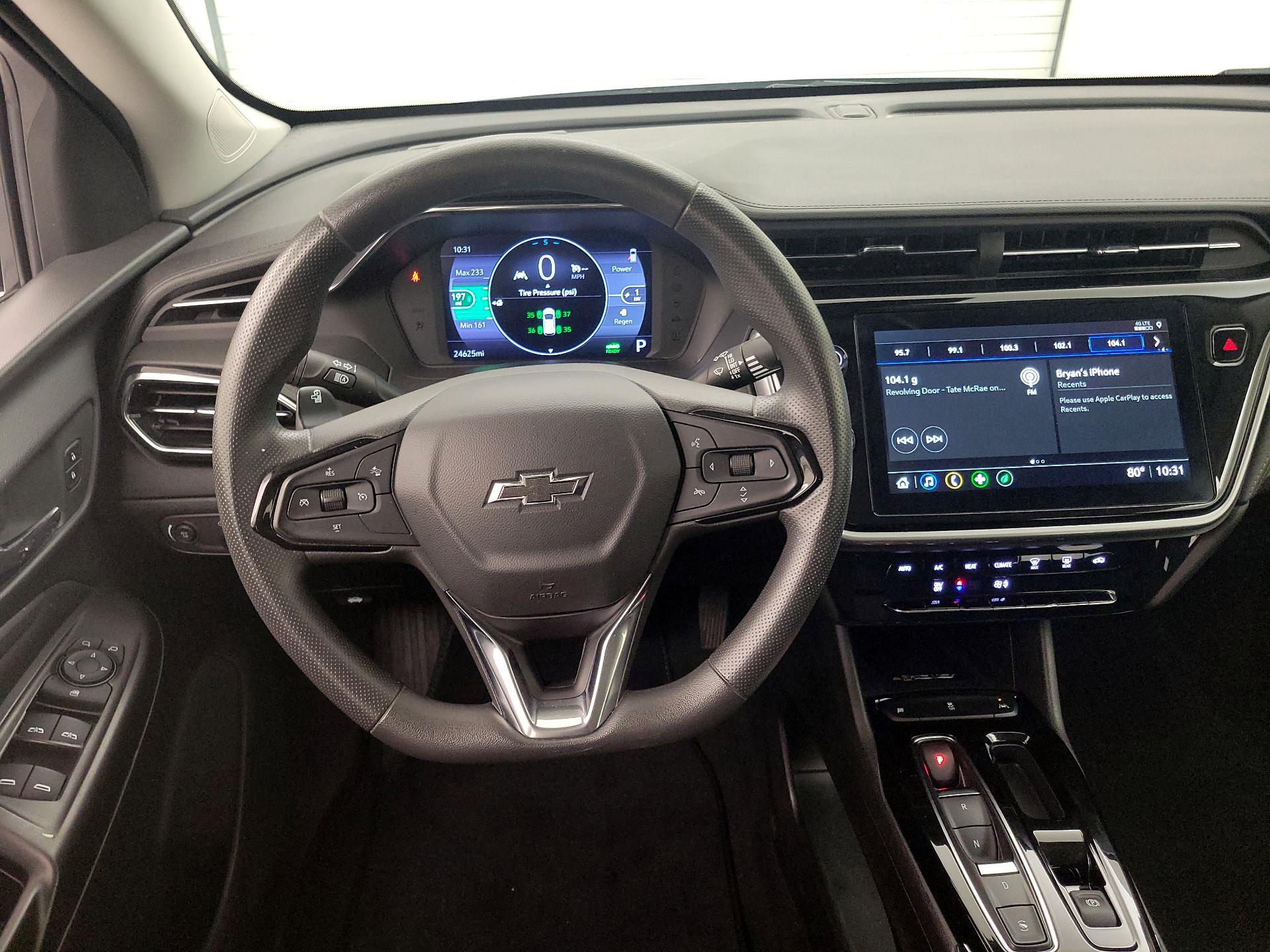 Thumbnail: 2023 Chevrolet Bolt EUV - 10