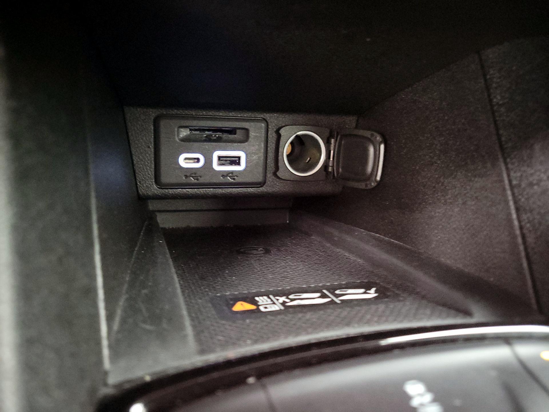 Thumbnail: 2023 Chevrolet Bolt EUV - 18
