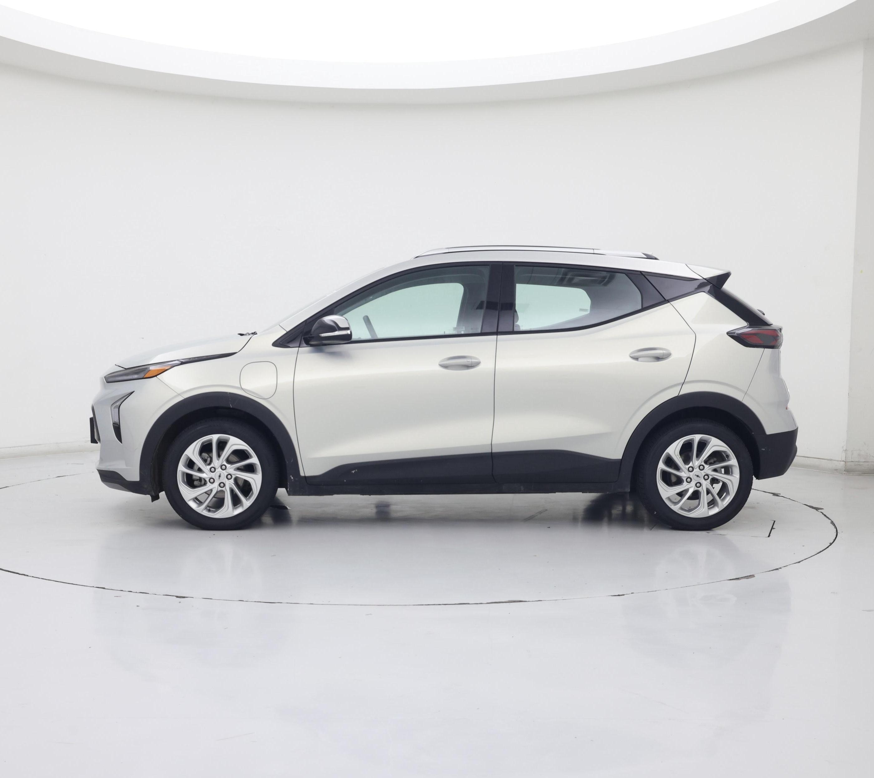 Thumbnail: 2023 Chevrolet Bolt EUV - 3