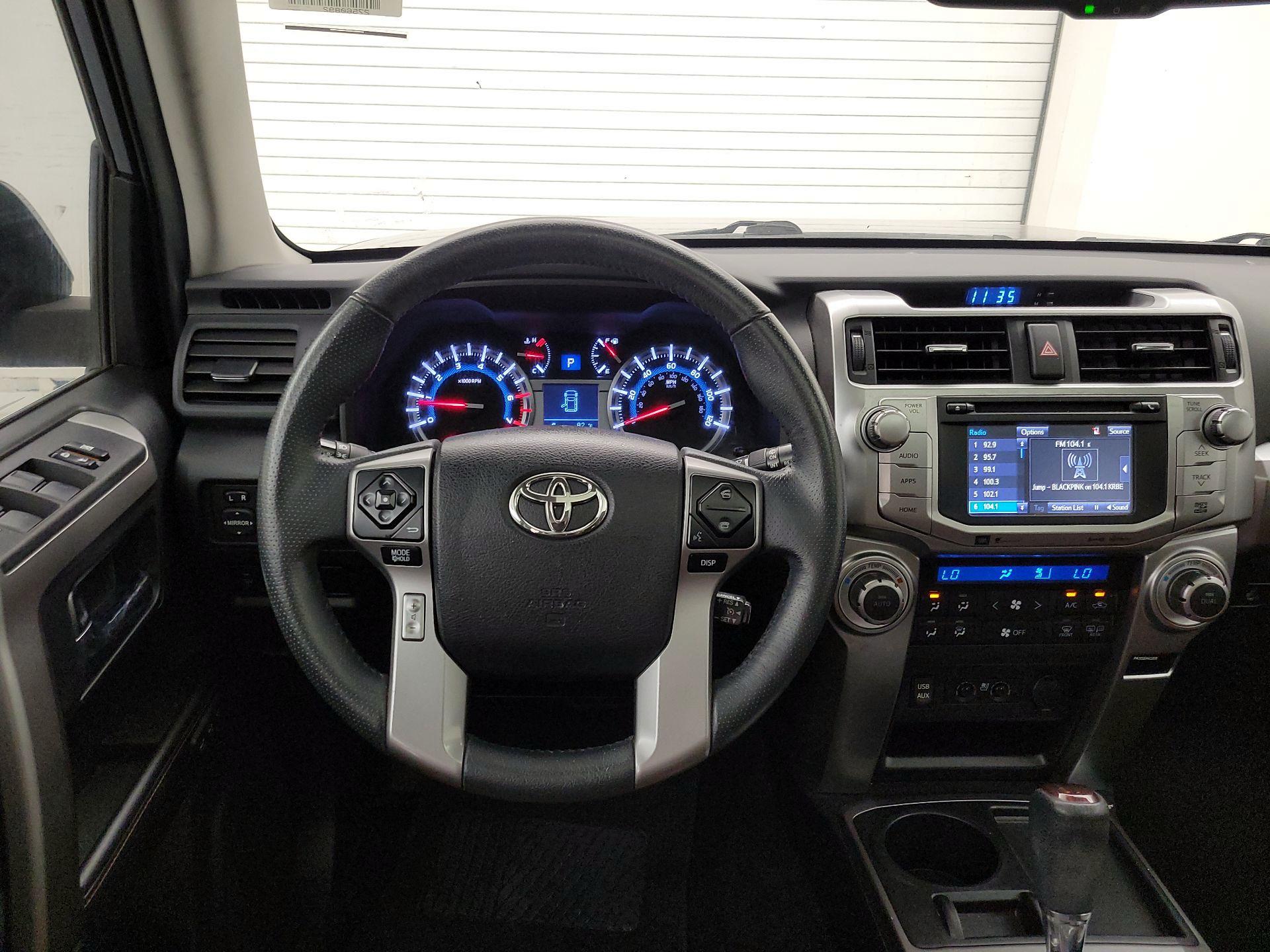 Thumbnail: 2017 Toyota 4Runner - 10