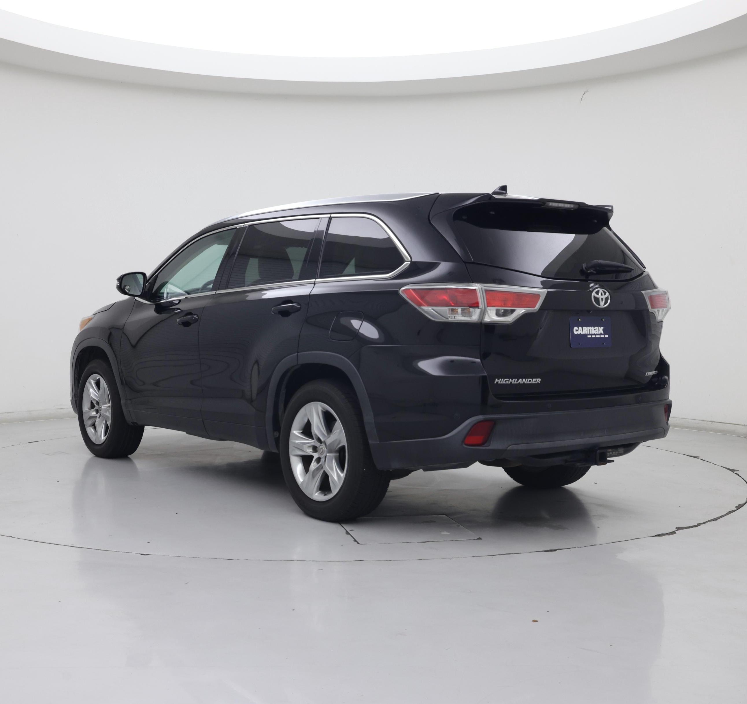 Thumbnail: 2015 Toyota Highlander - 2
