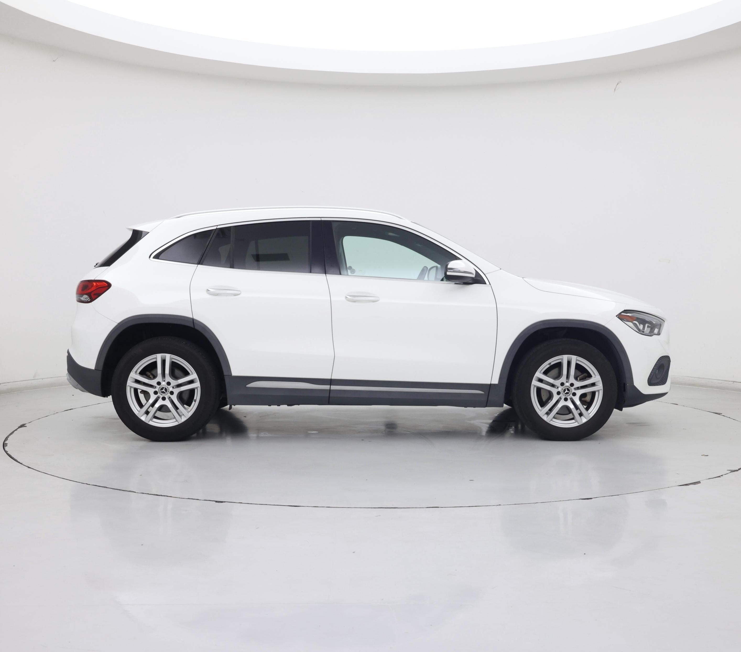 Thumbnail: 2022 Mercedes-Benz GLA - 7