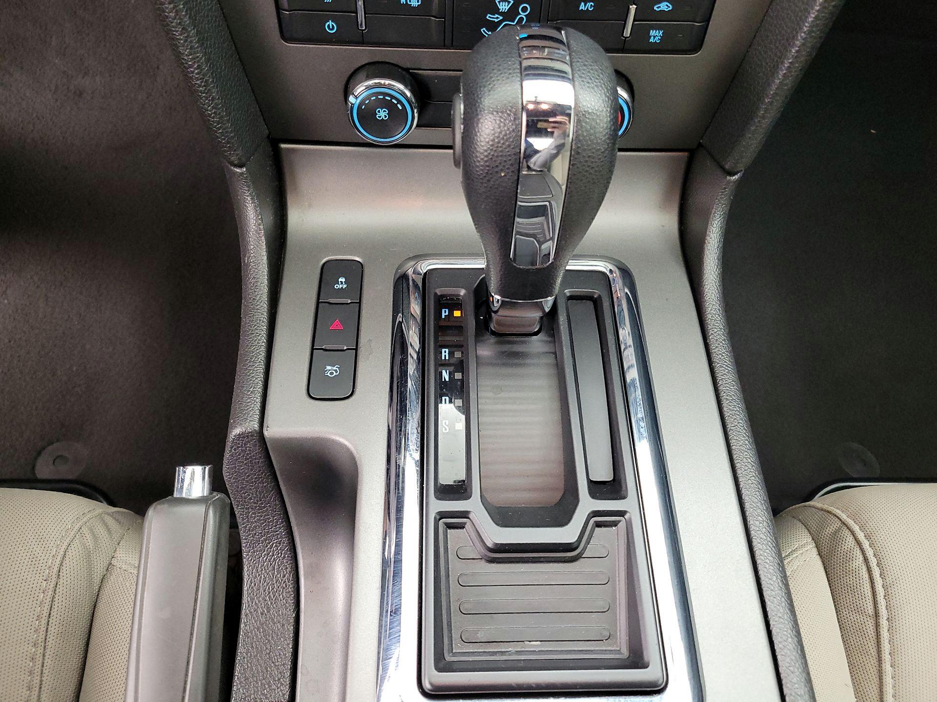 Thumbnail: 2014 Ford Mustang - 16