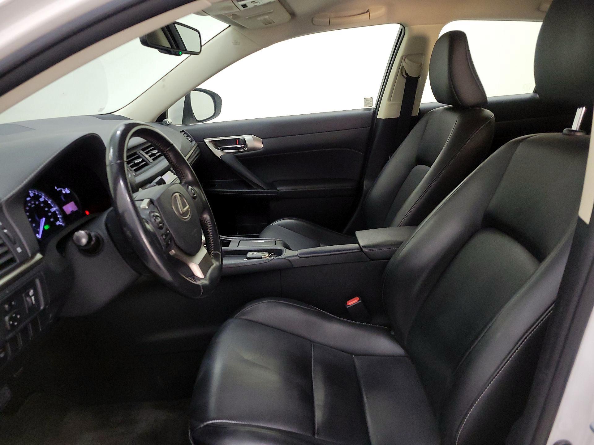 Thumbnail: 2016 Lexus CT - 11
