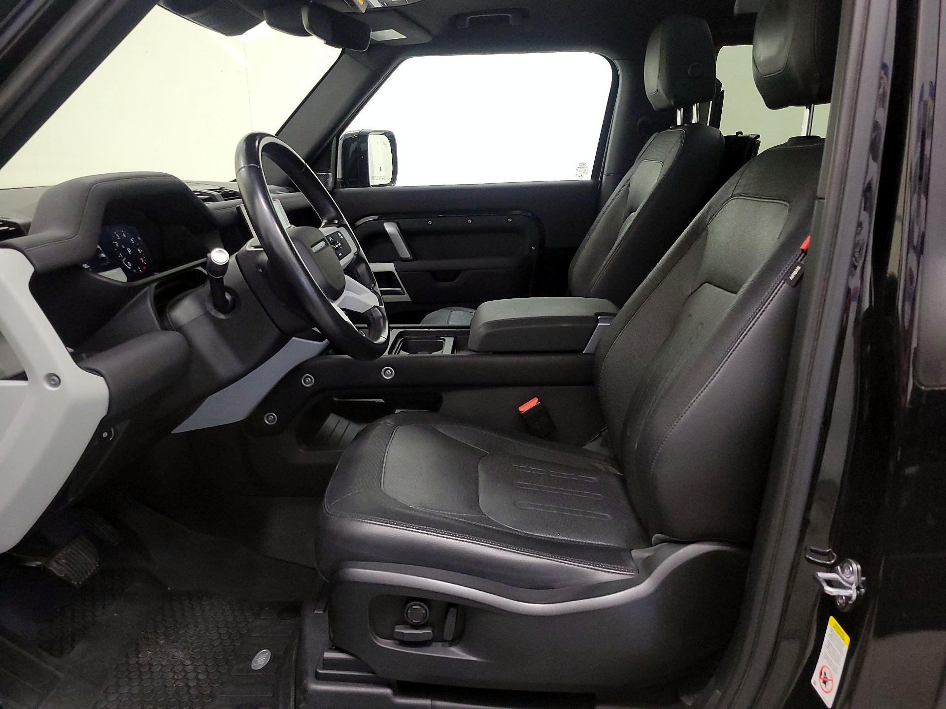 Thumbnail: 2022 Land Rover Defender - 11