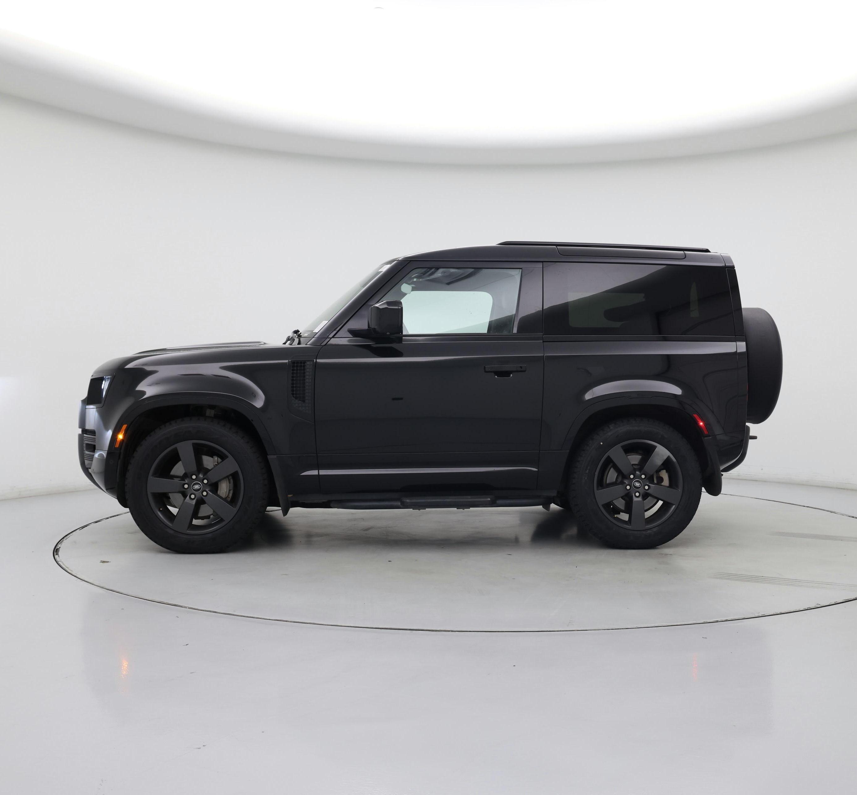 Thumbnail: 2022 Land Rover Defender - 3