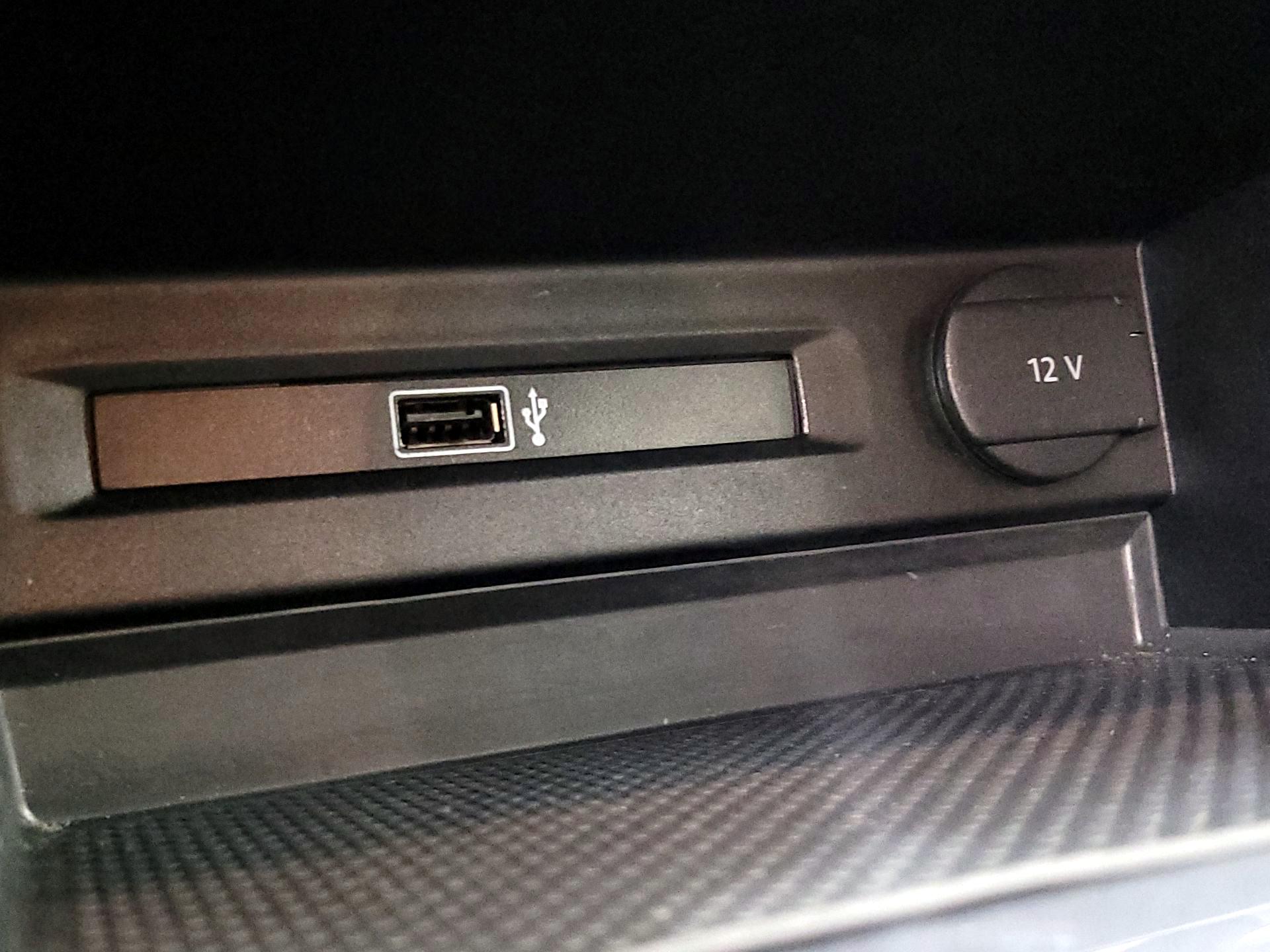 Thumbnail: 2019 Volkswagen Tiguan - 18