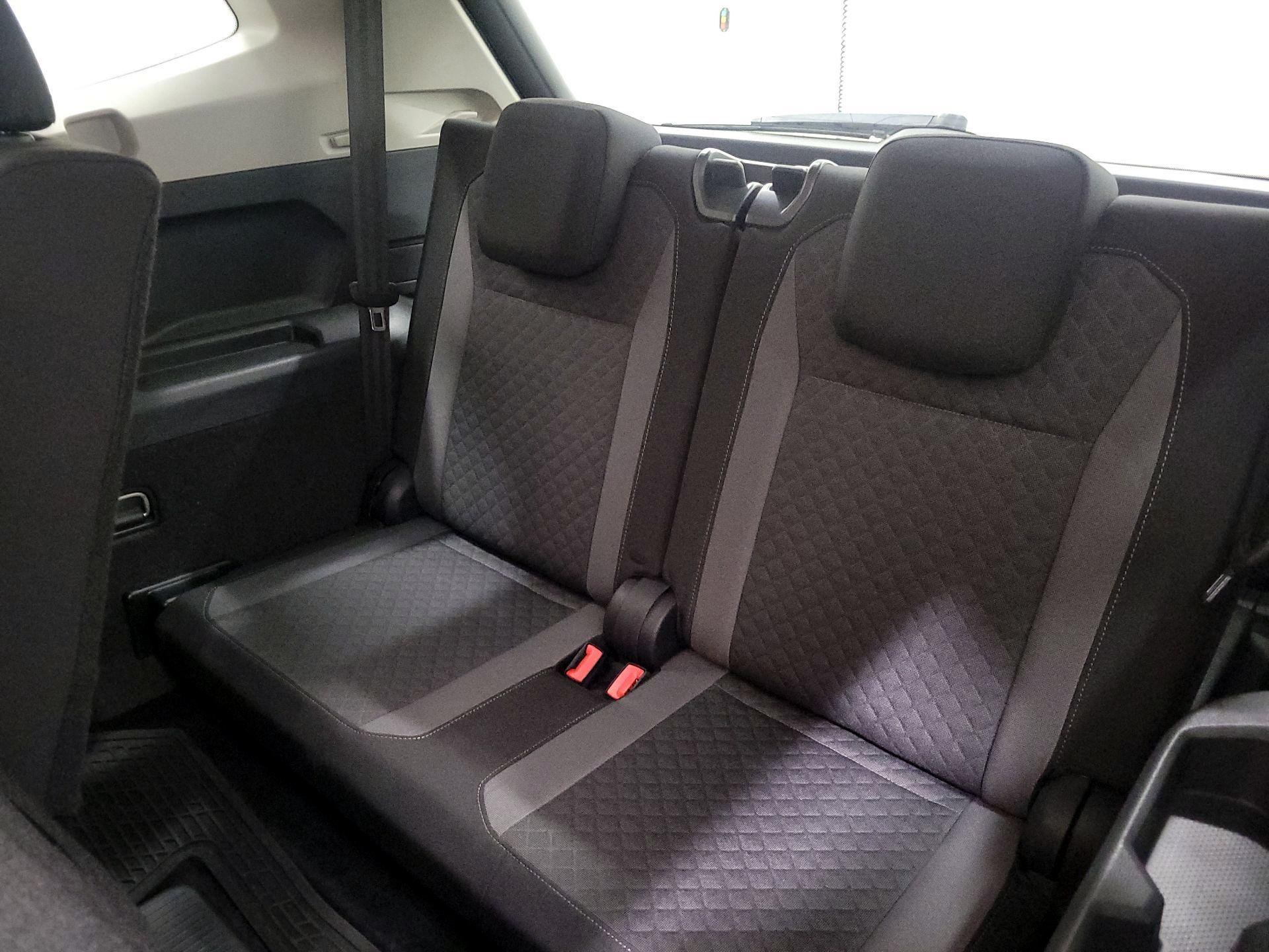 Thumbnail: 2019 Volkswagen Tiguan - 20