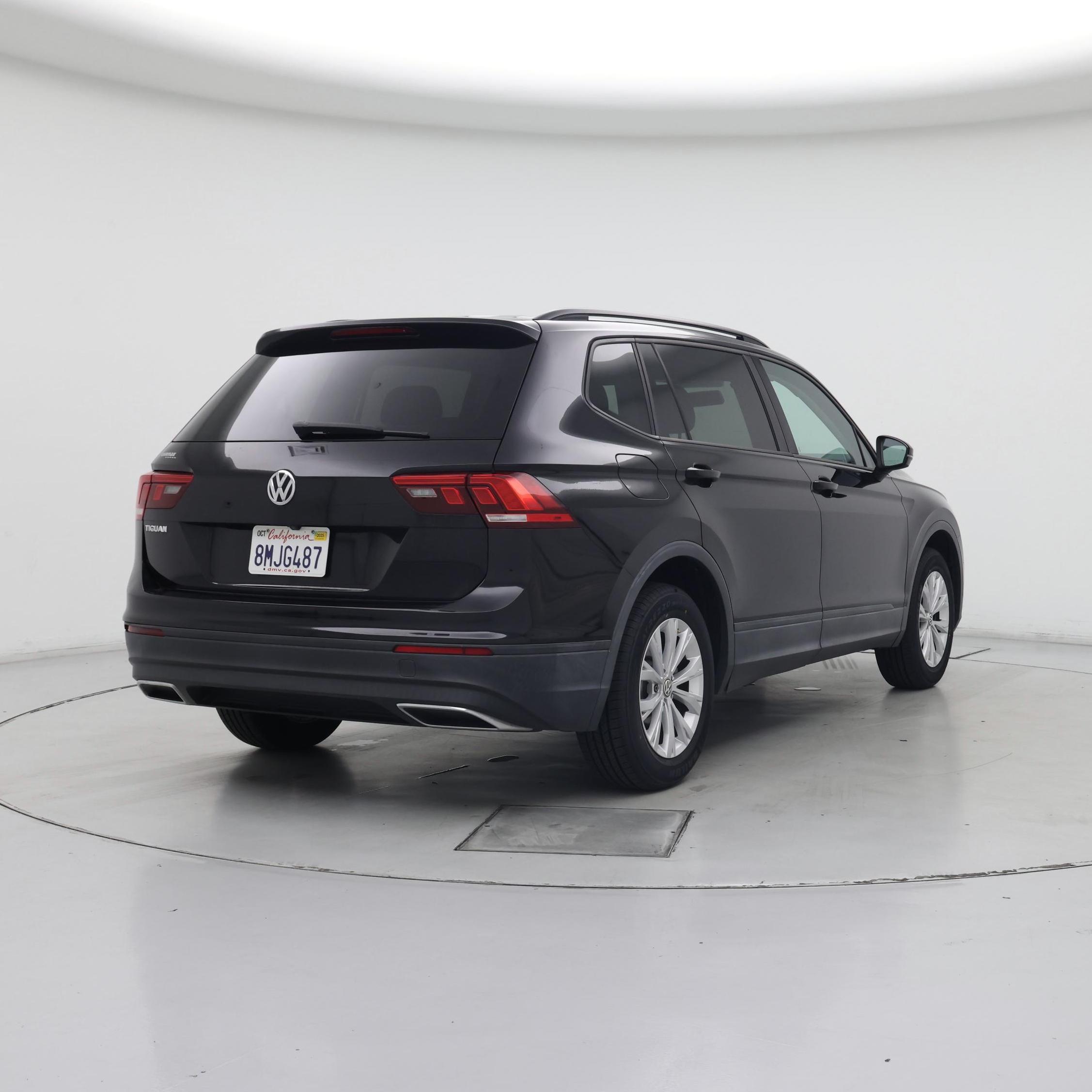 Thumbnail: 2019 Volkswagen Tiguan - 8