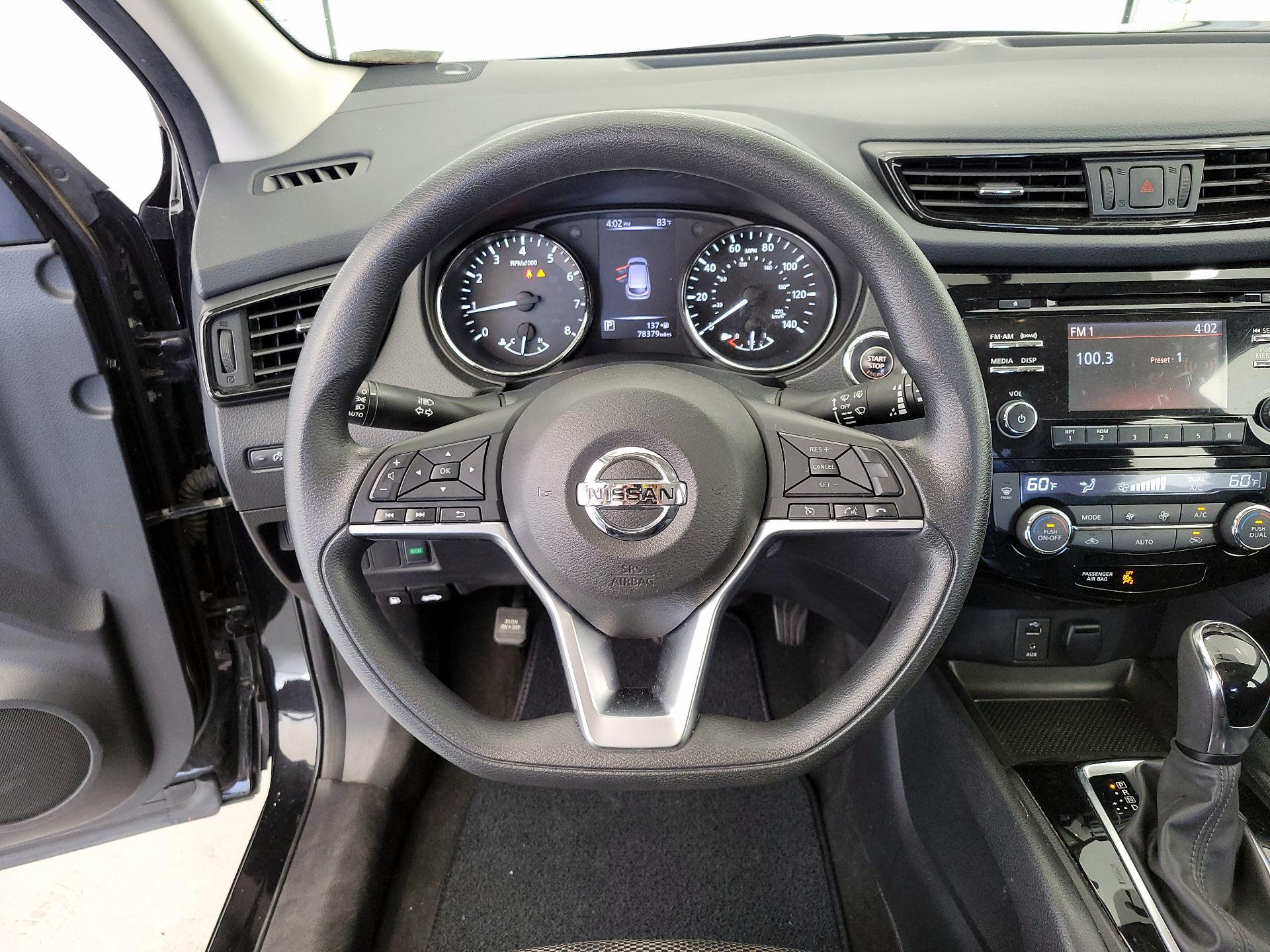Thumbnail: 2018 Nissan Rogue Sport - 10