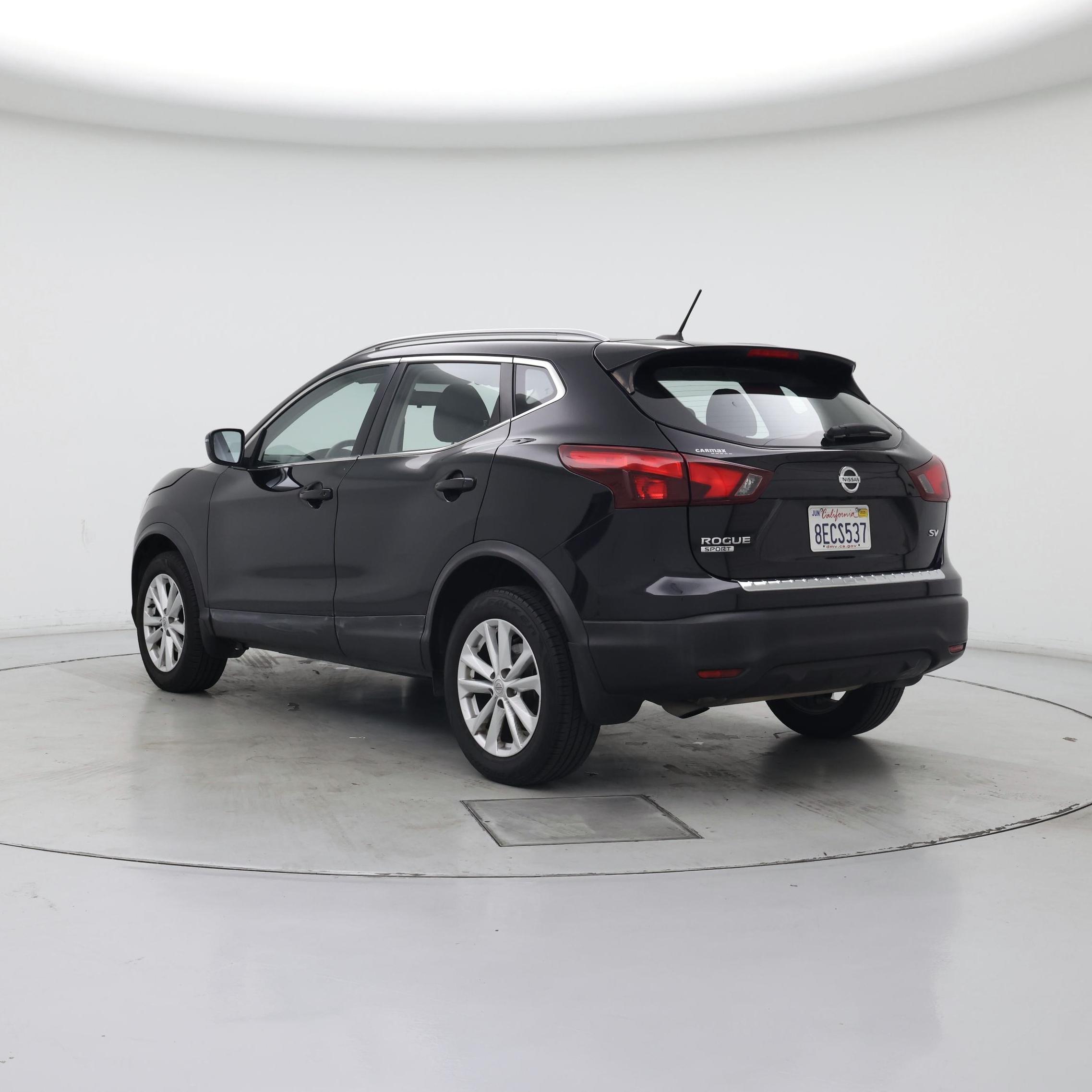Thumbnail: 2018 Nissan Rogue Sport - 2