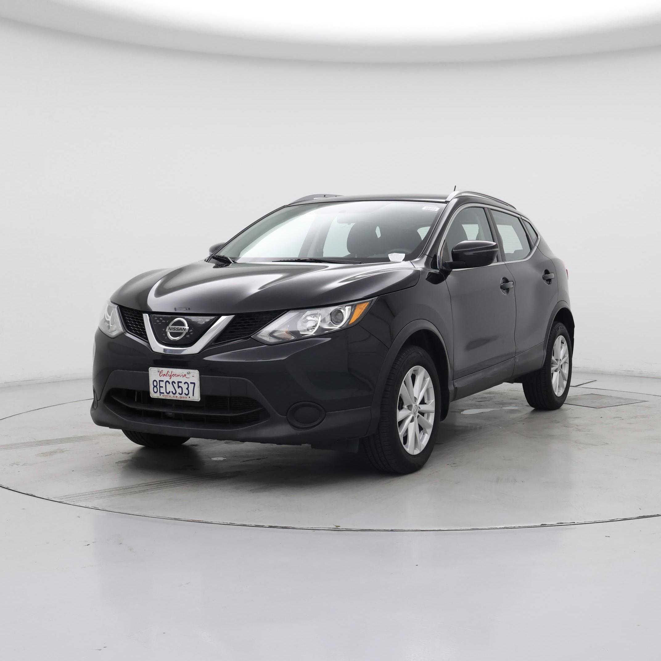 Thumbnail: 2018 Nissan Rogue Sport - 4