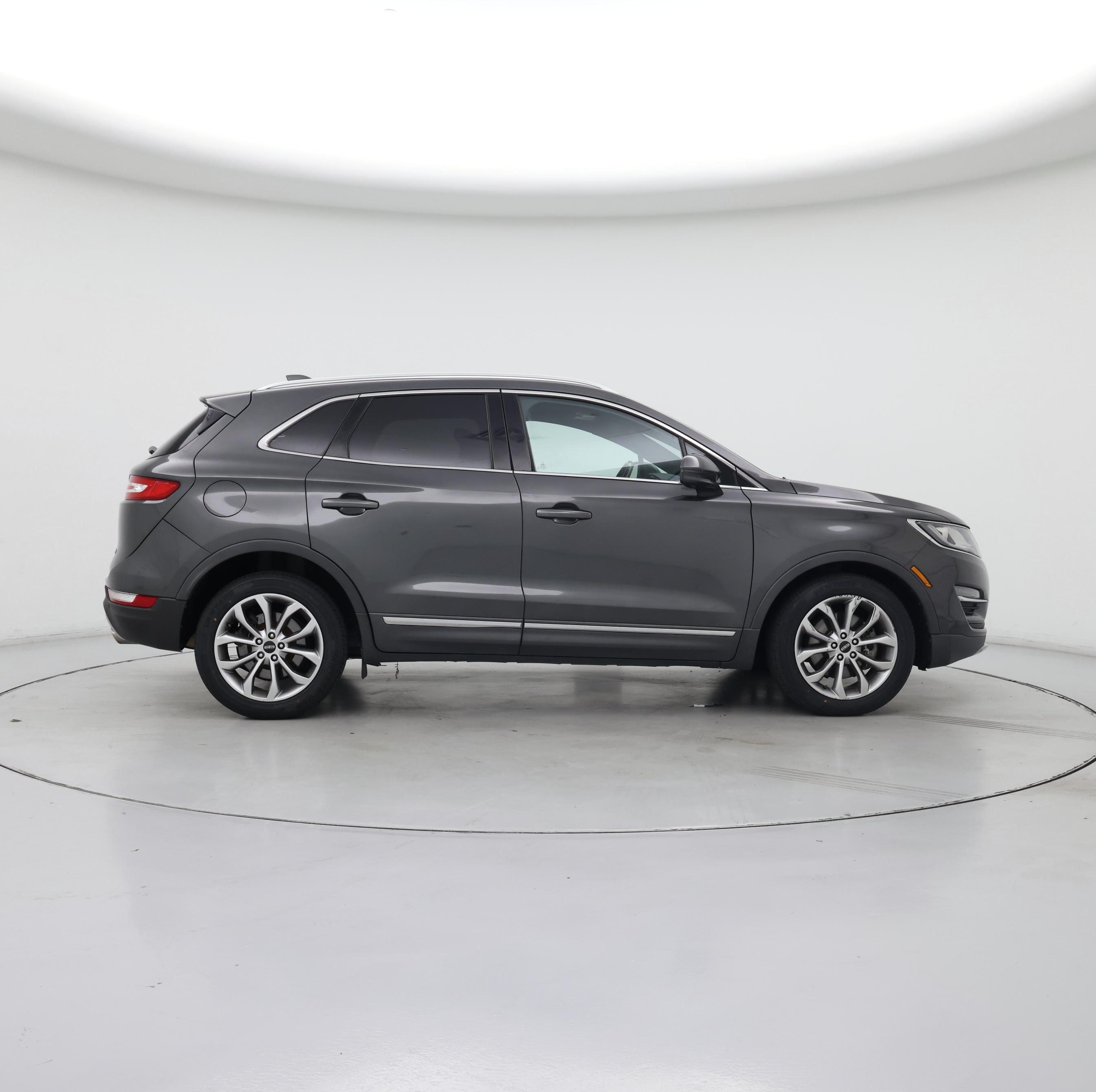 Thumbnail: 2017 Lincoln MKC - 7