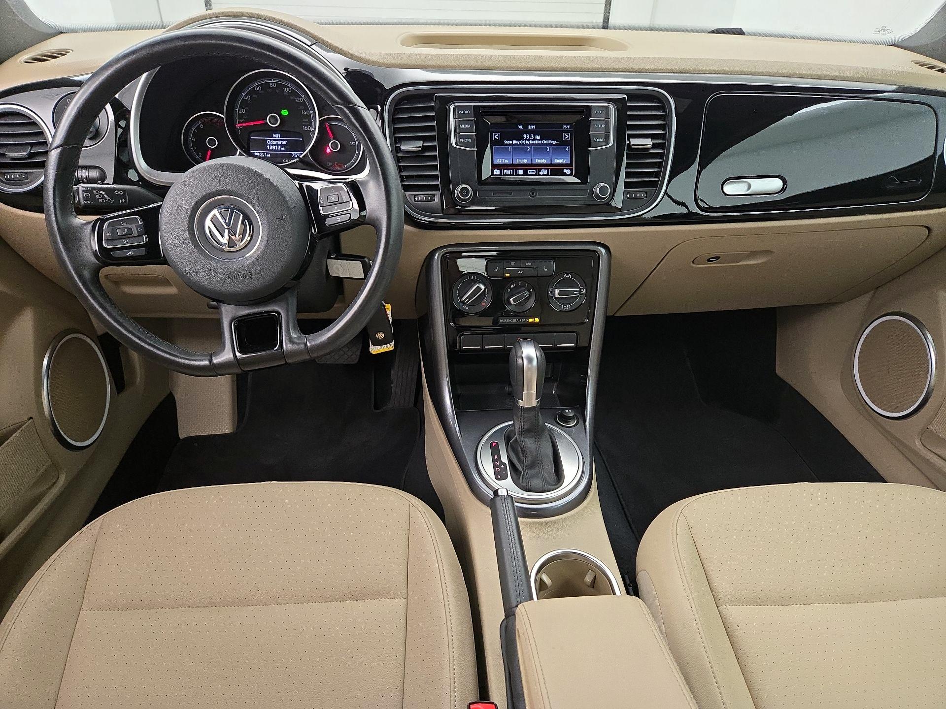 Thumbnail: 2019 Volkswagen Beetle - 9