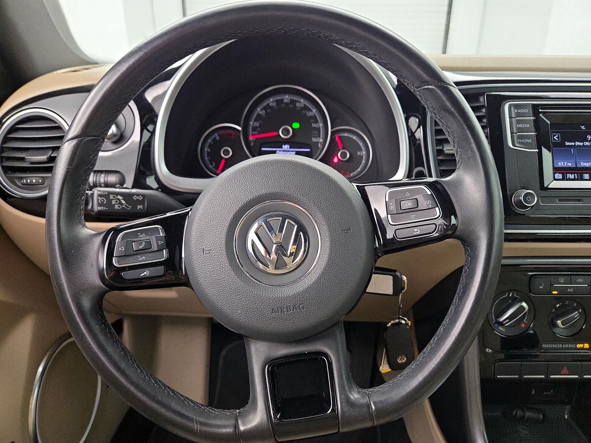 Thumbnail: 2019 Volkswagen Beetle - 10