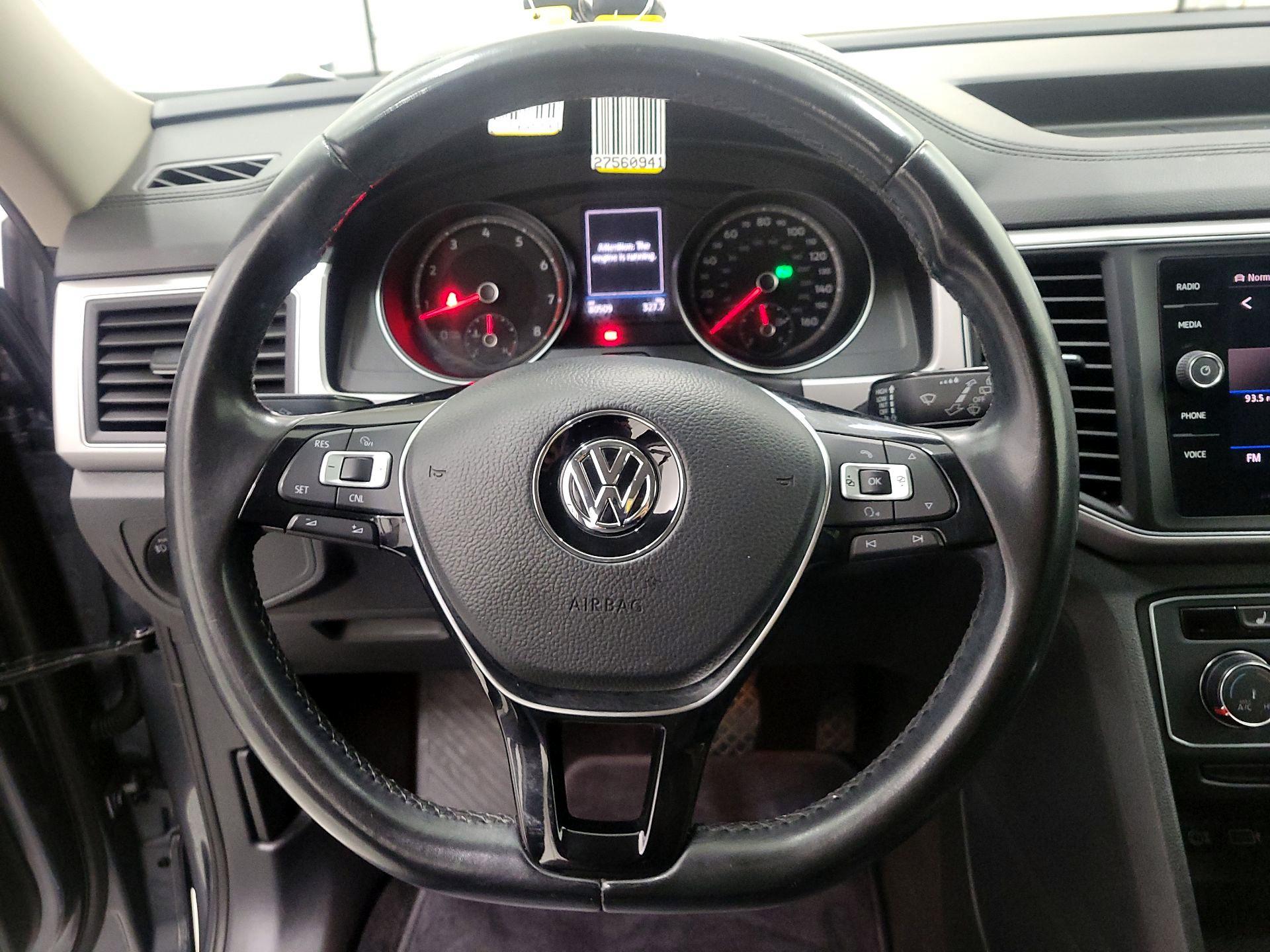 Thumbnail: 2018 Volkswagen Atlas - 10