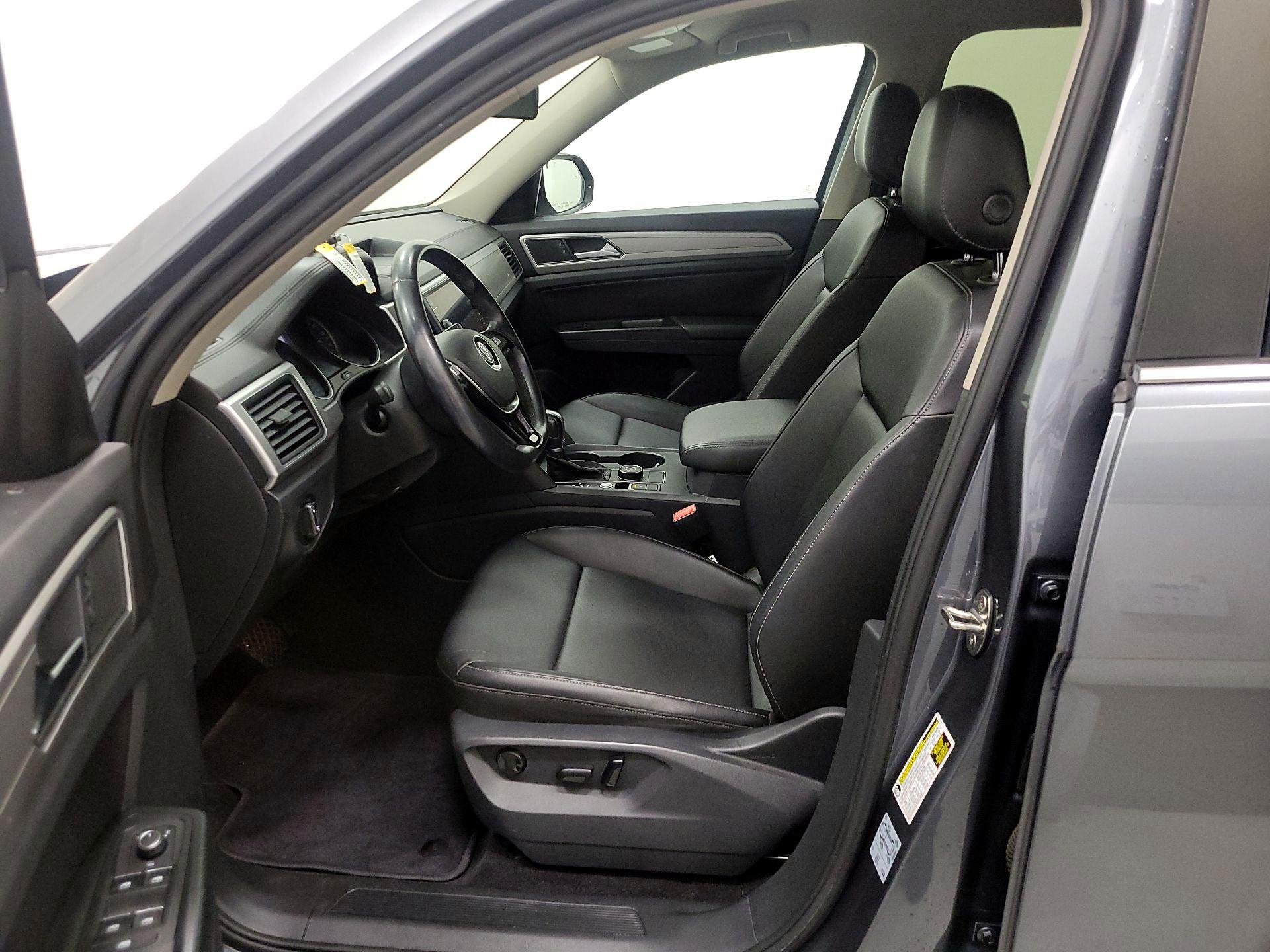 Thumbnail: 2018 Volkswagen Atlas - 11