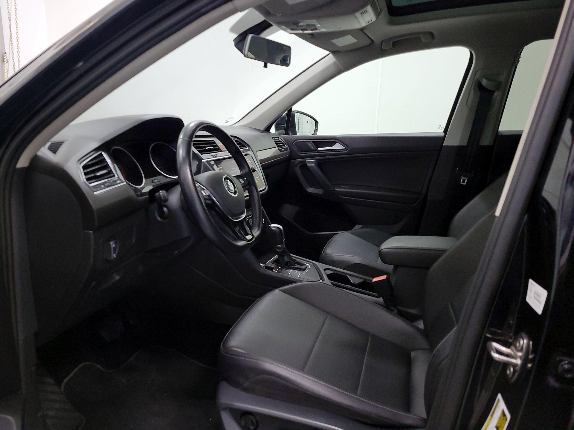 Thumbnail: 2019 Volkswagen Tiguan - 11