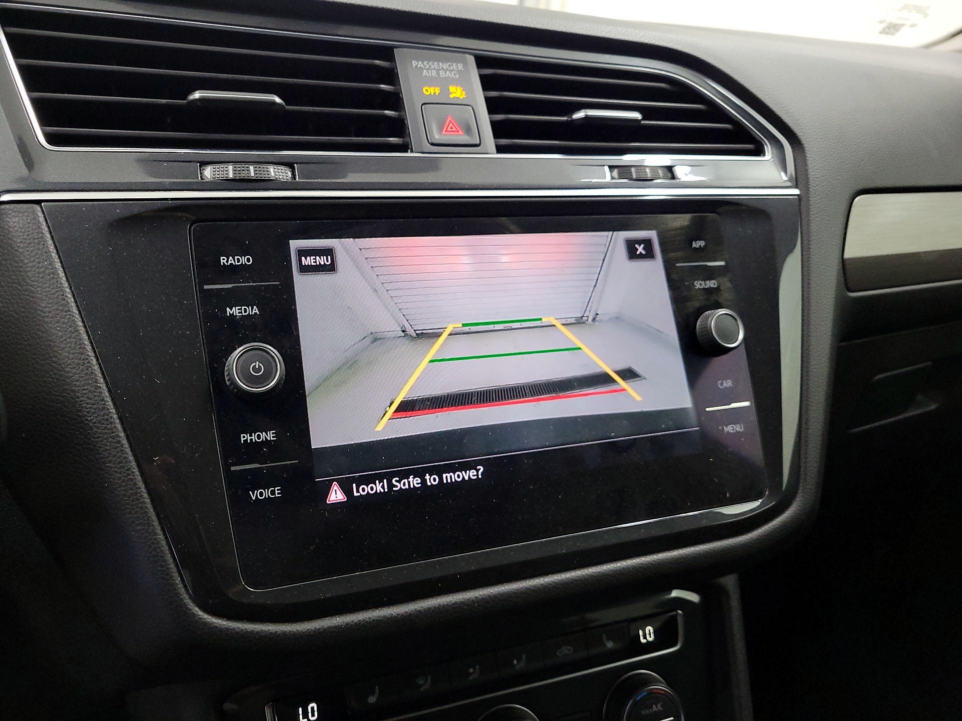 Thumbnail: 2019 Volkswagen Tiguan - 14