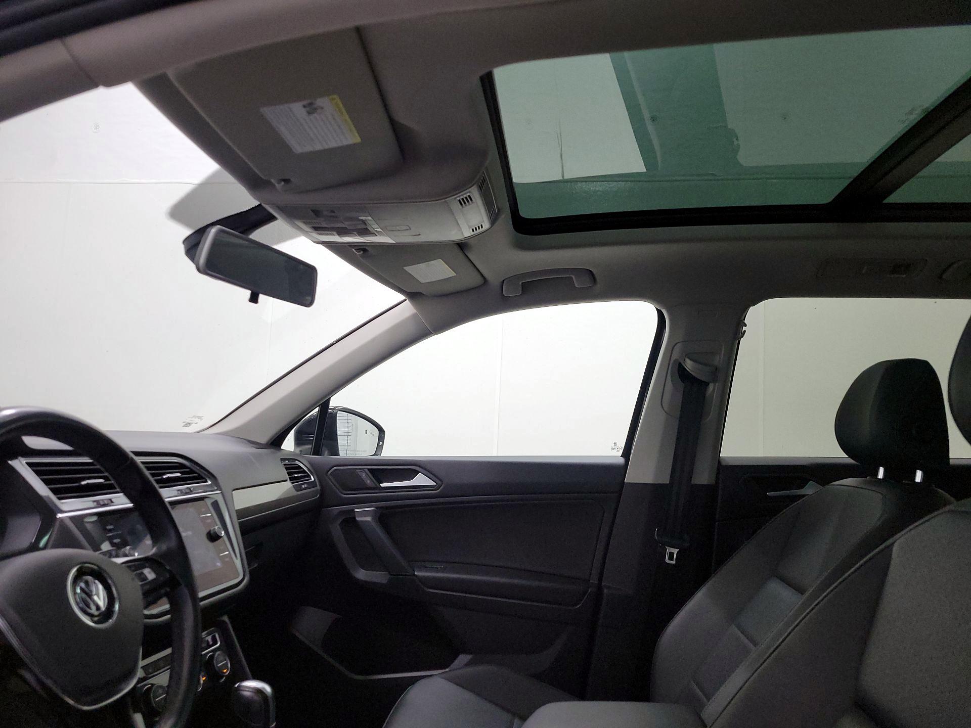 Thumbnail: 2019 Volkswagen Tiguan - 19