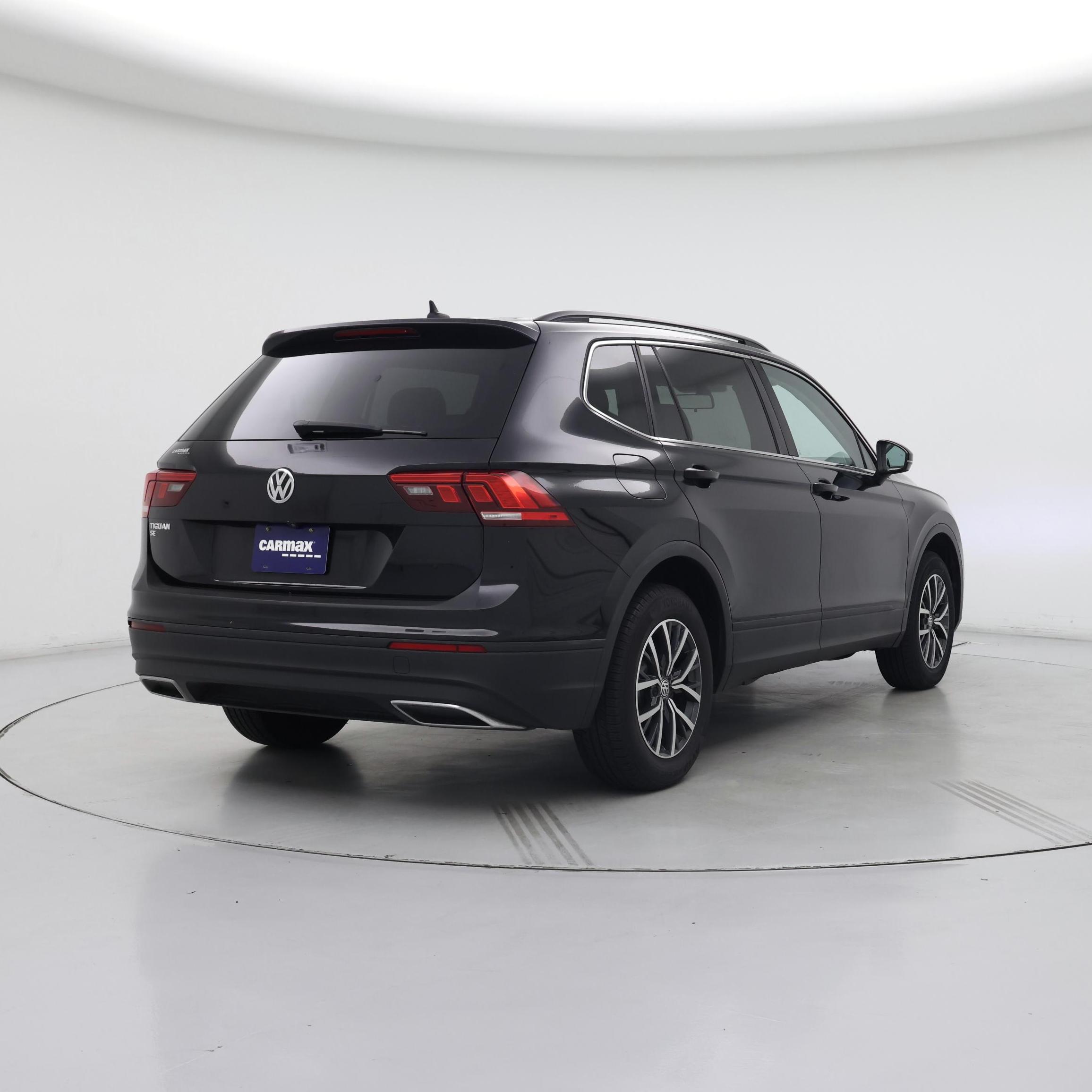 Thumbnail: 2019 Volkswagen Tiguan - 8