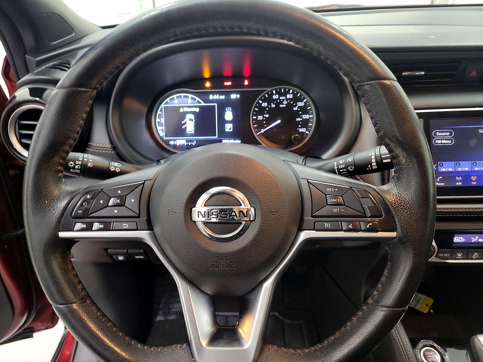 Thumbnail: 2018 Nissan Kicks - 10
