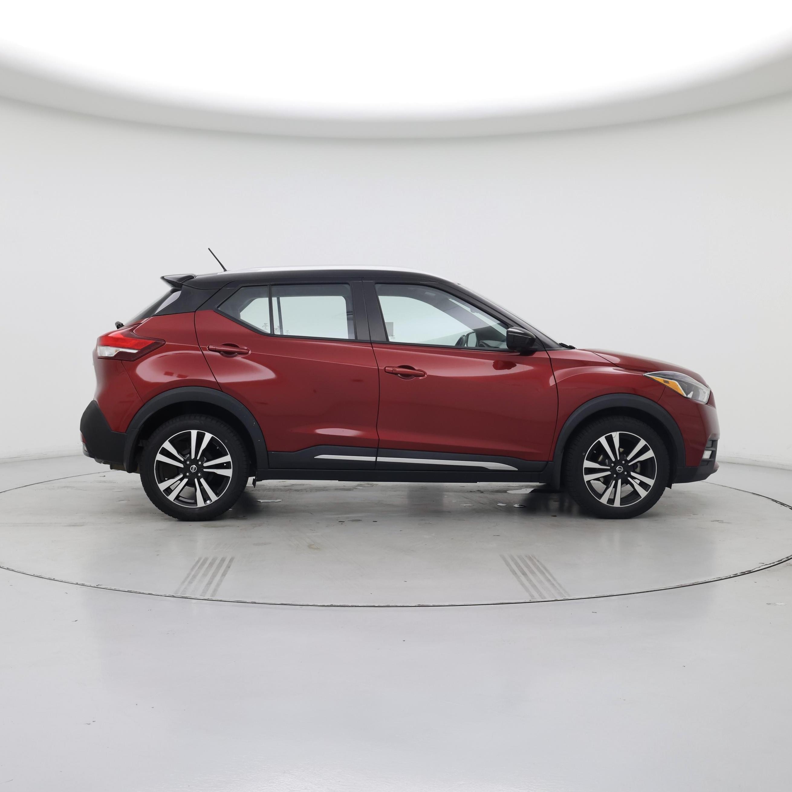 Thumbnail: 2018 Nissan Kicks - 7