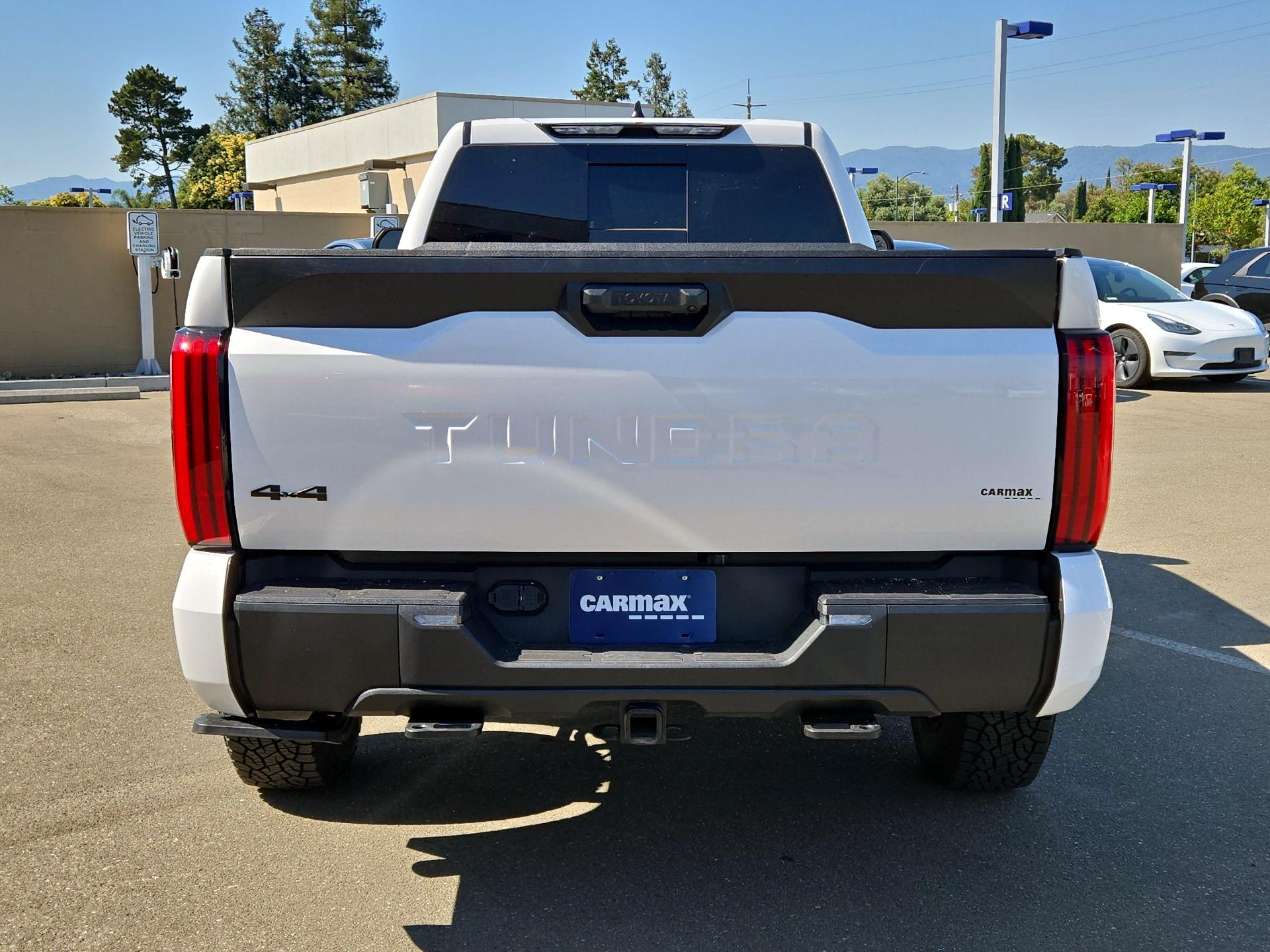 Thumbnail: 2024 Toyota Tundra - 6