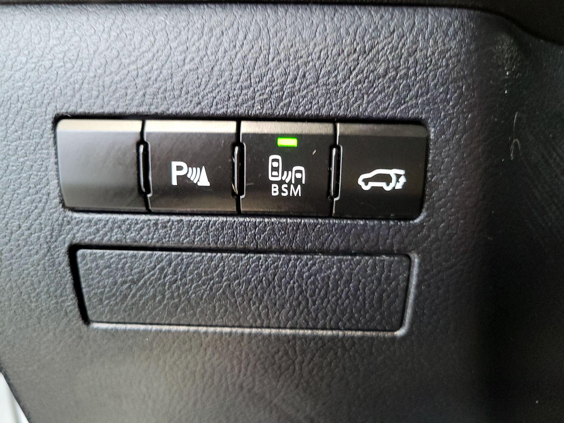 Thumbnail: 2015 Lexus NX - 13