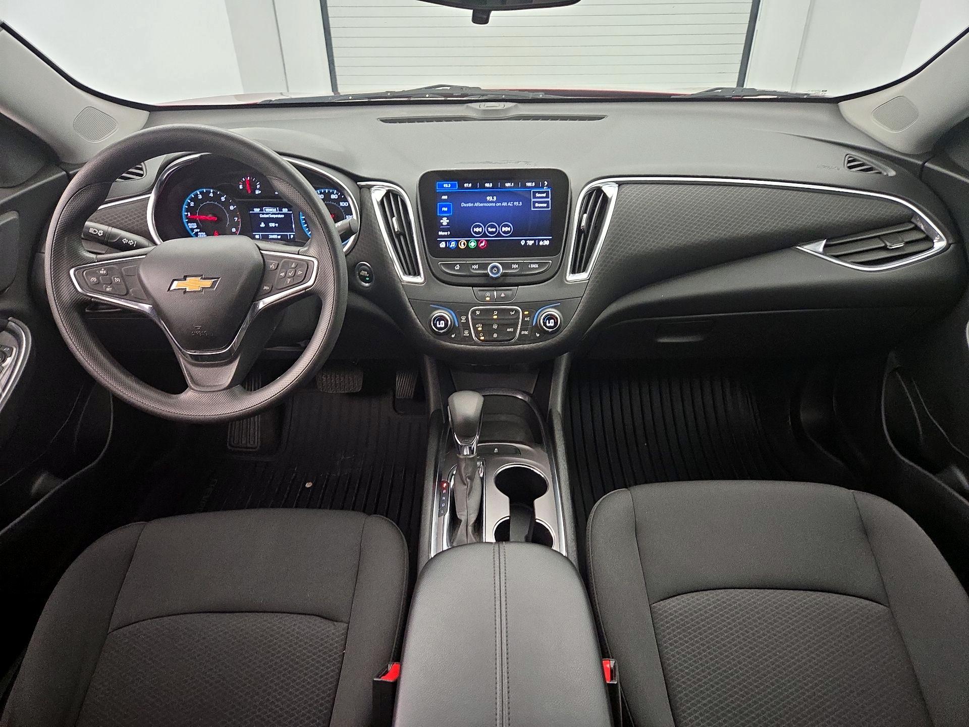 Thumbnail: 2021 Chevrolet Malibu - 9