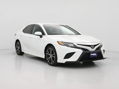 White 2020 Toyota Camry SE