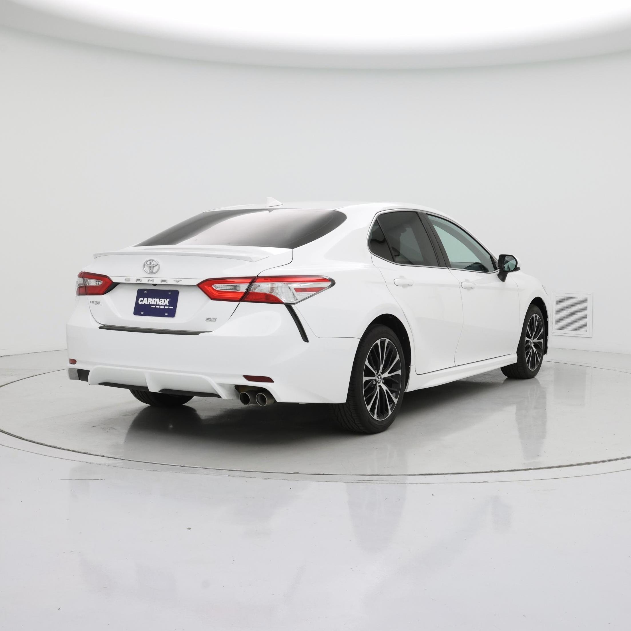 Thumbnail: 2020 Toyota Camry - 8