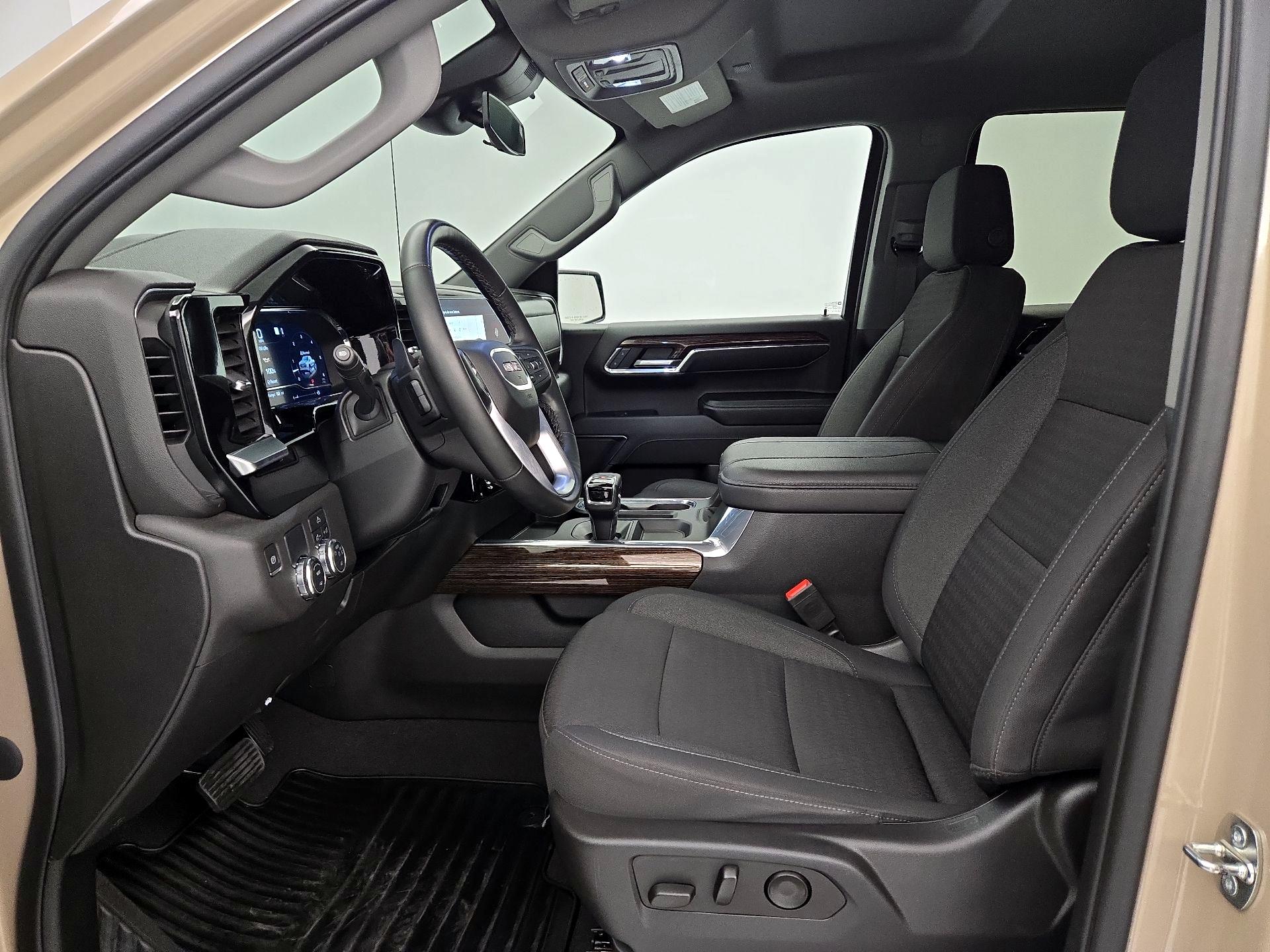 Thumbnail: 2023 GMC Sierra 1500 - 11