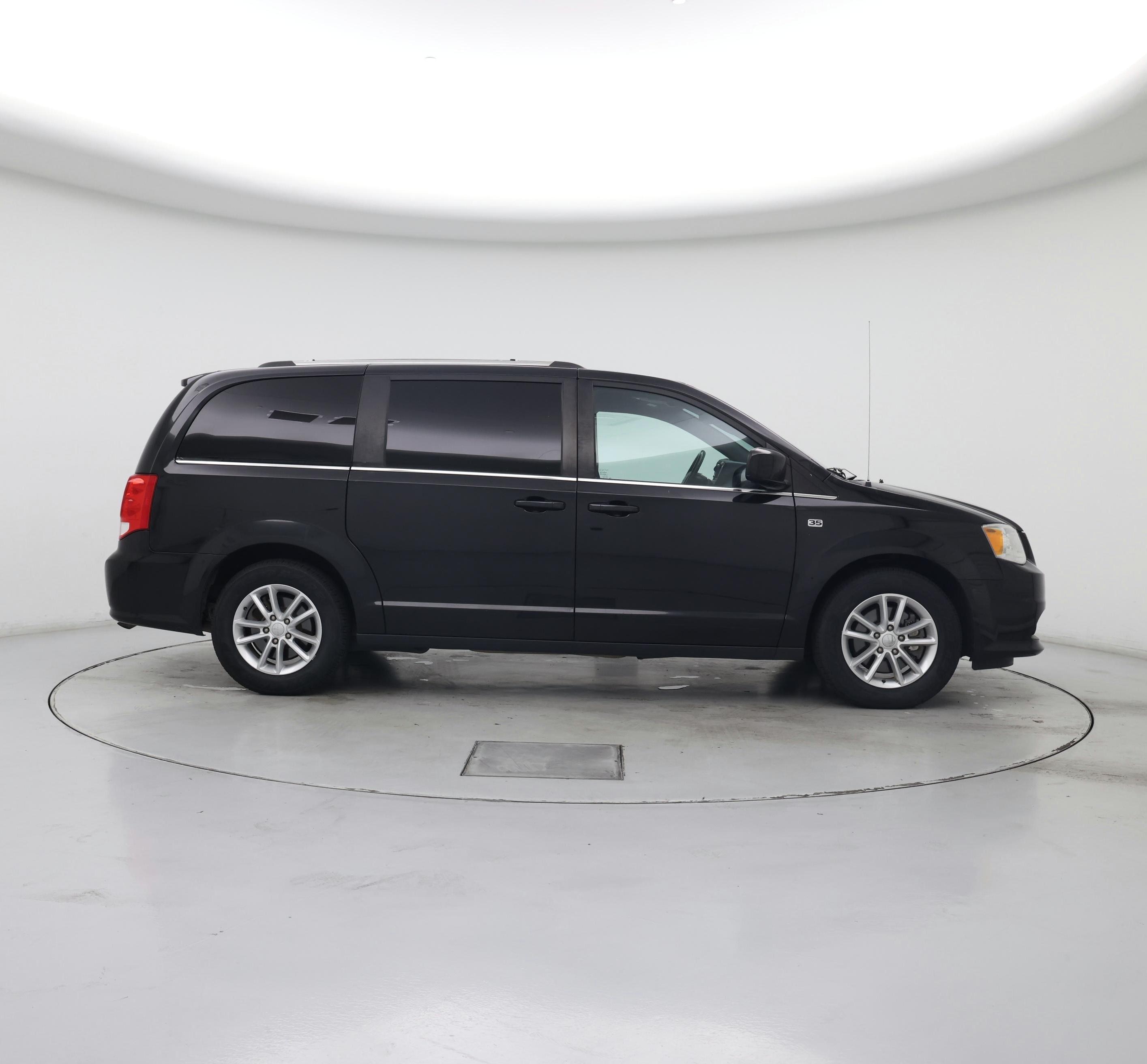 Thumbnail: 2019 Dodge Grand Caravan - 7
